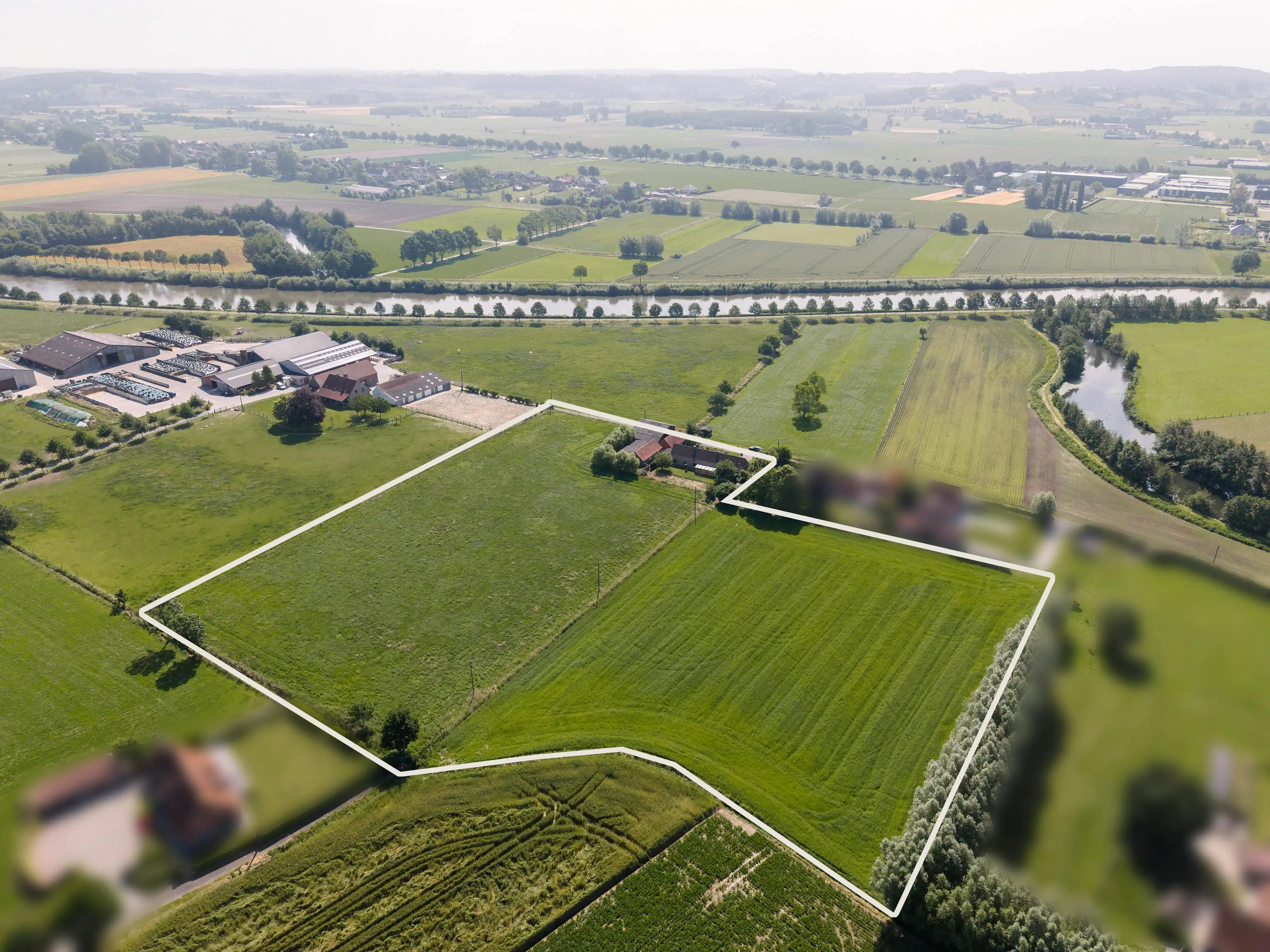 Hoofdfoto van de publicatie: Hoeve op uitstekende locatie te koop in Kerkhove (Avelgem)