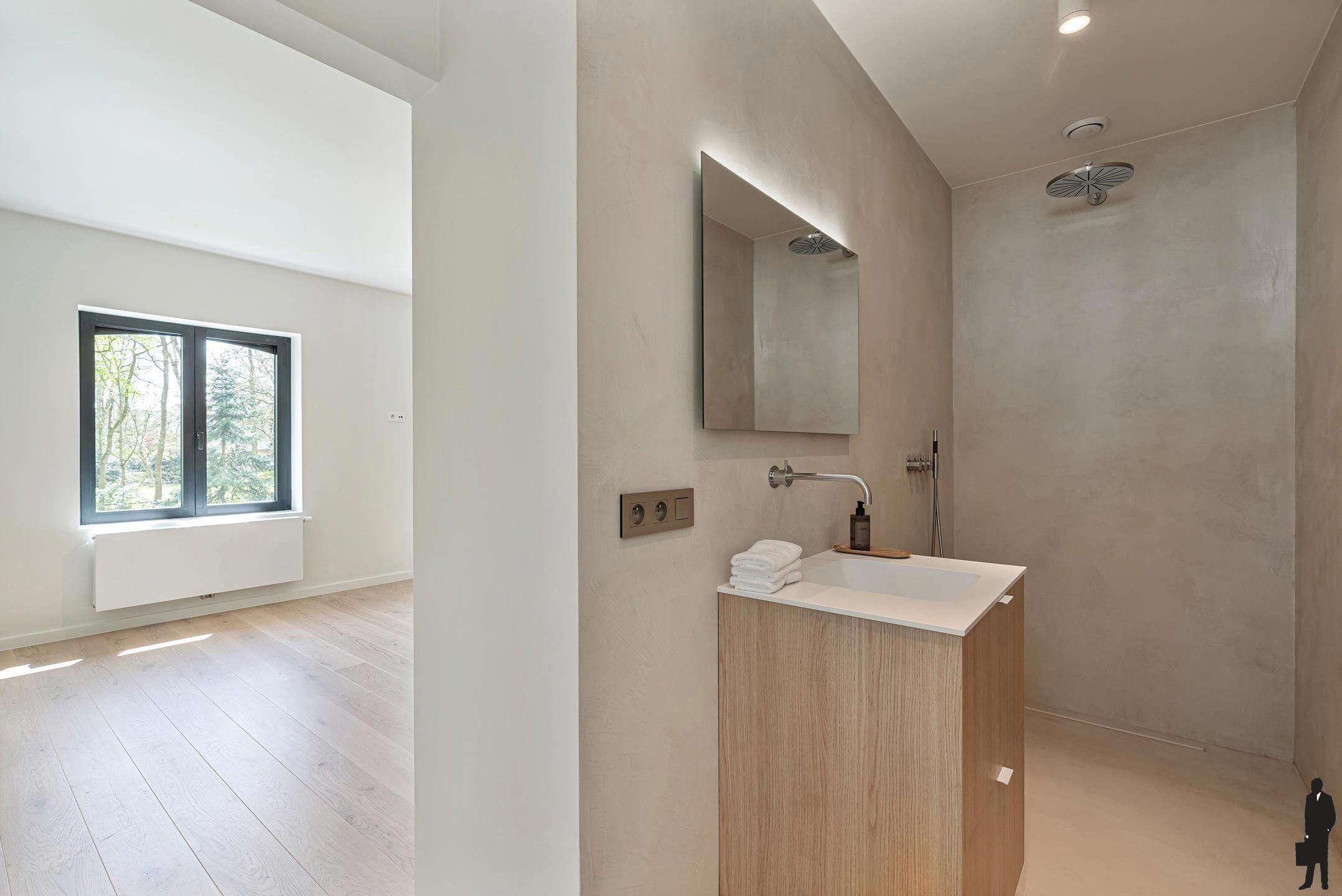 Gerenoveerde villa (ca. 3.628 m²) in een doodlopende straat! foto 23