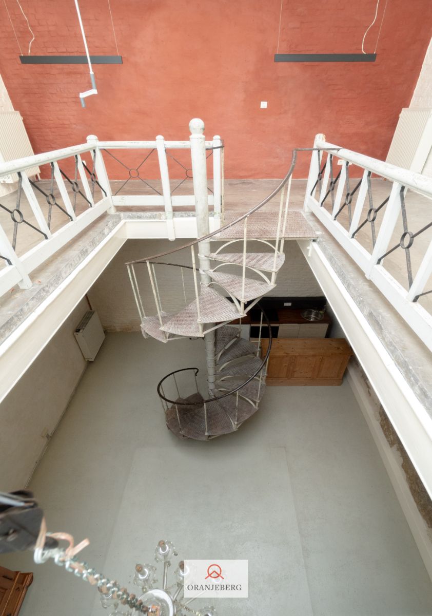 Polyvalente atelierruimte-magazijn-loods foto 42