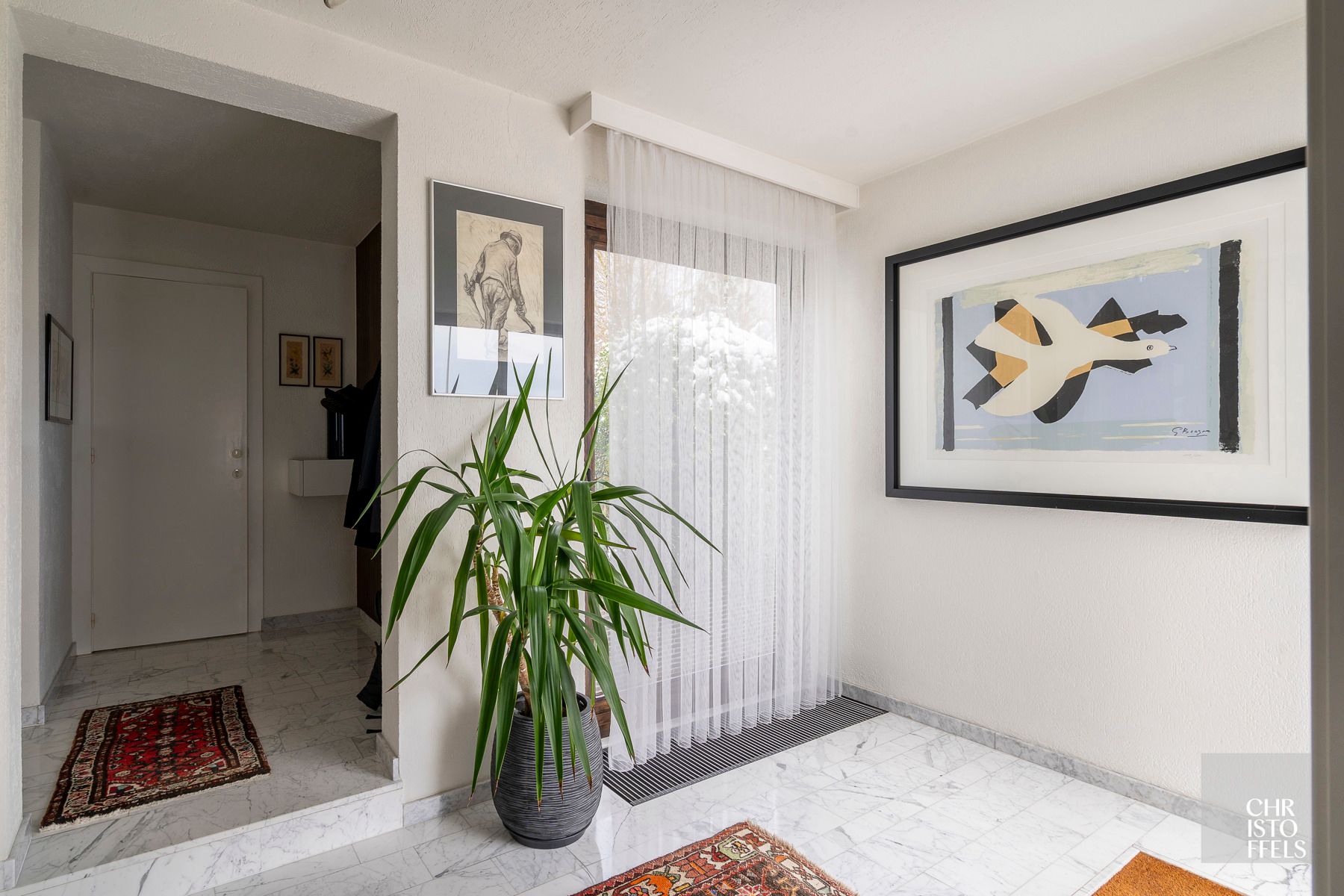 Instapklare woning (195m²) met 4 slaapkamers te Lanaken! foto 2