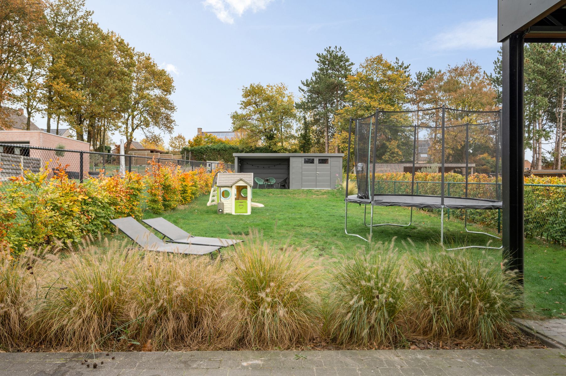 Gezinswoning met grote tuin en energiezuinige troeven foto 7