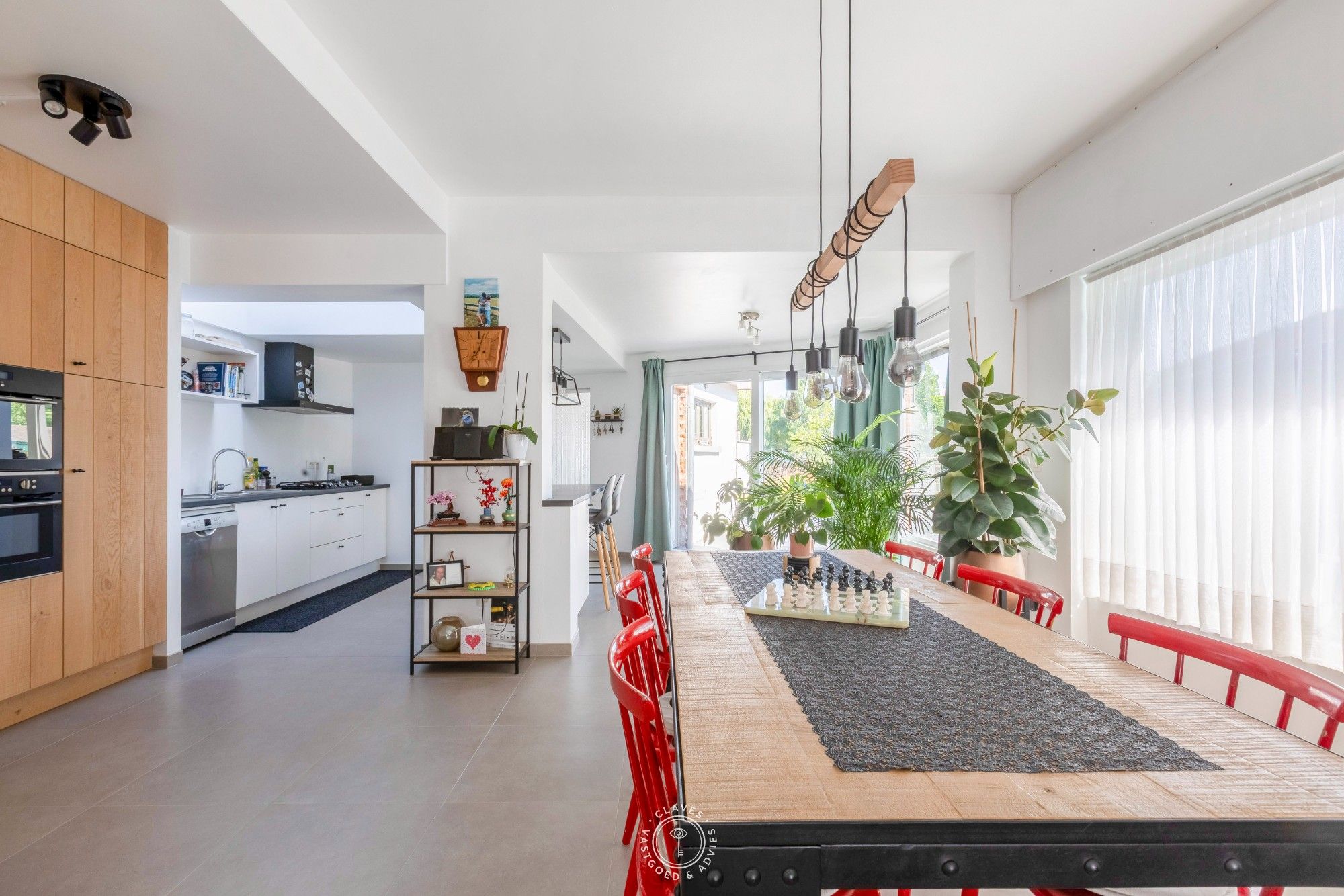 Charmante woning met zicht op de velden in Nieuwkerken foto 5