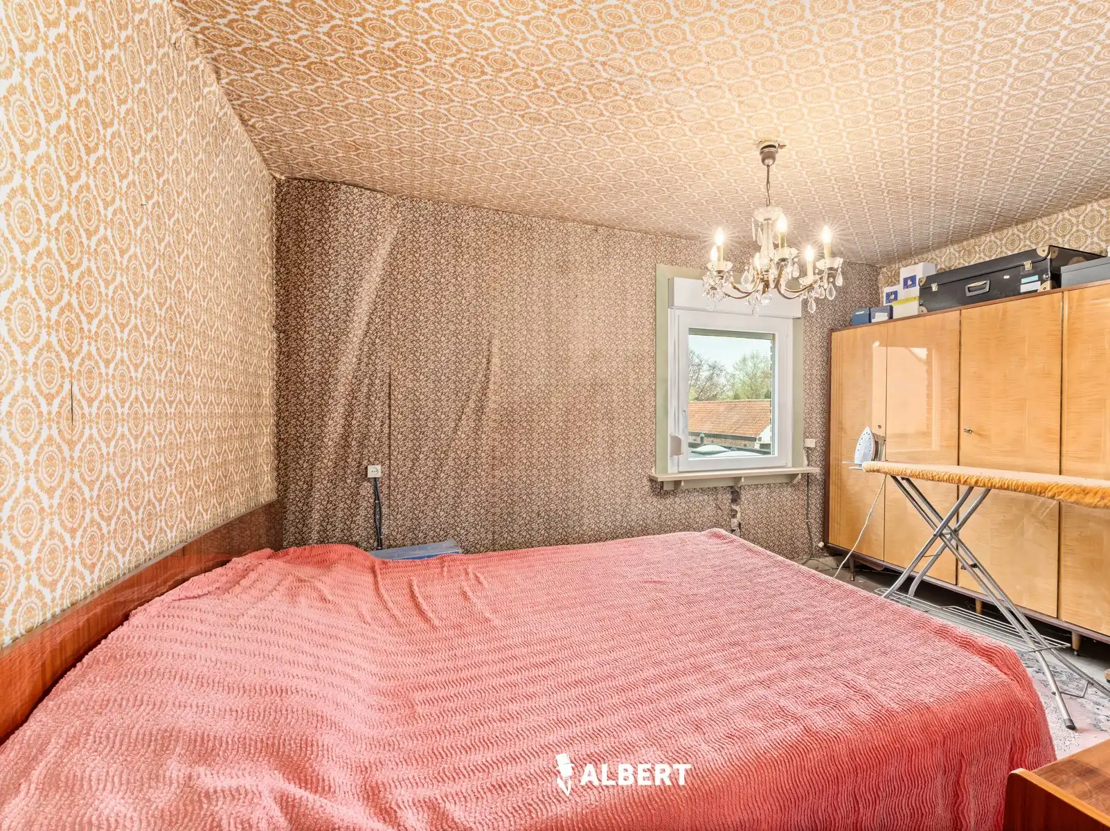 Charmante woning met renovatiepotentieel foto 10