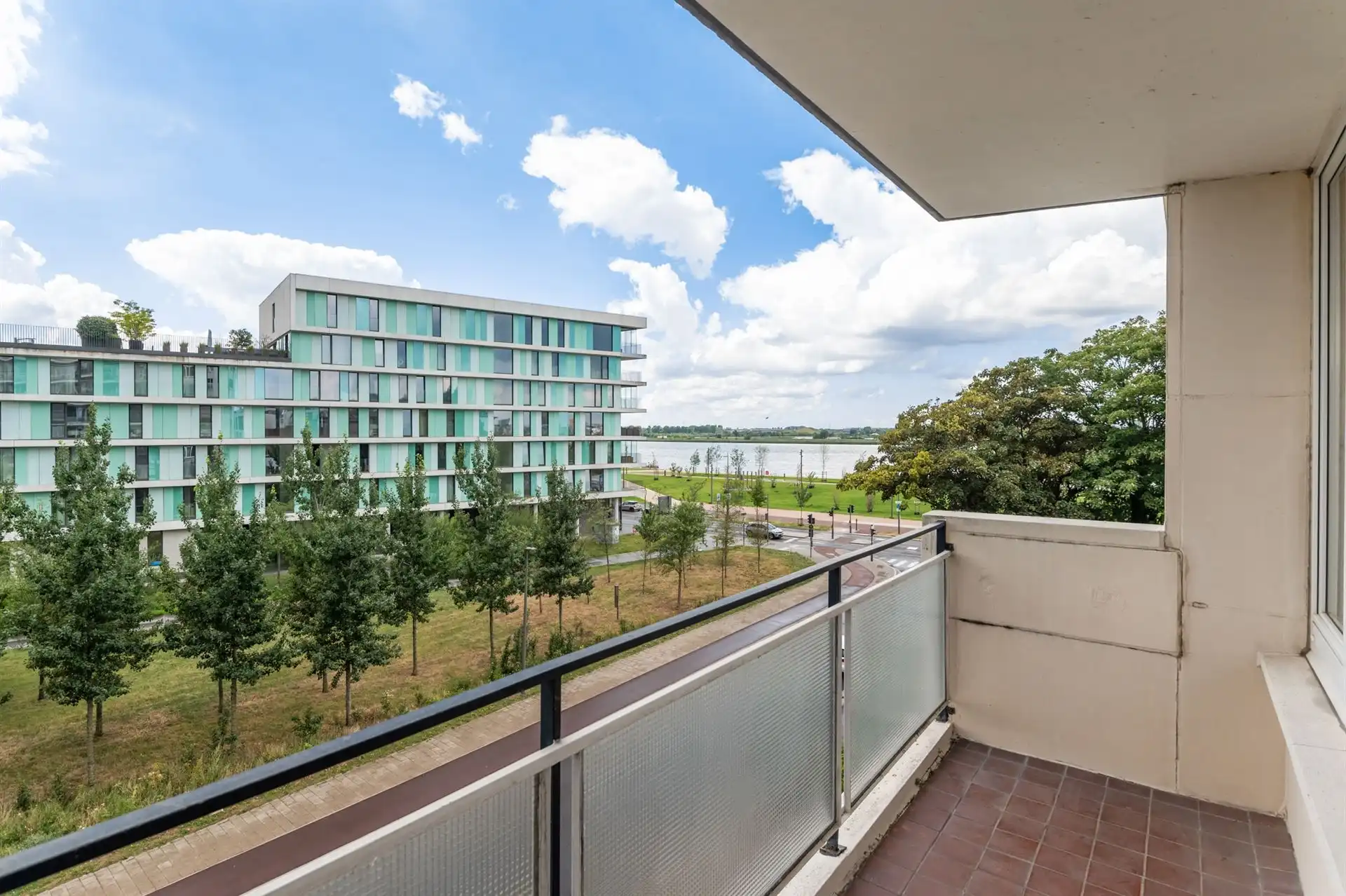 3-SLPK-APP MET ZICHT OP DE SCHELDE  foto 14