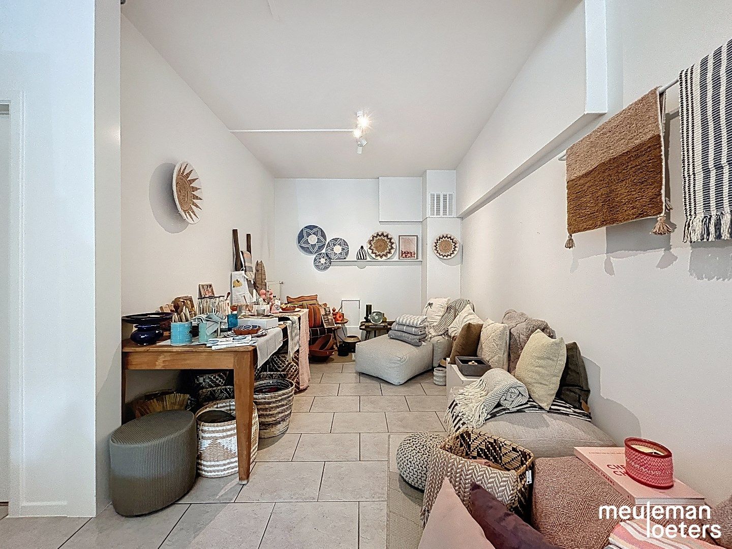 Instapklaar handelspand met ruime etalage  foto 7