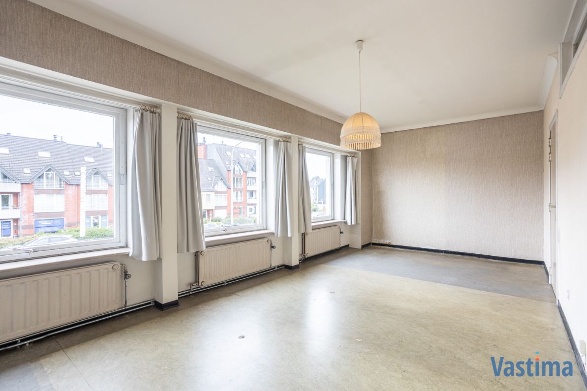 Statige burgerwoning met 5 slaapkamers, garage en tuin foto 24