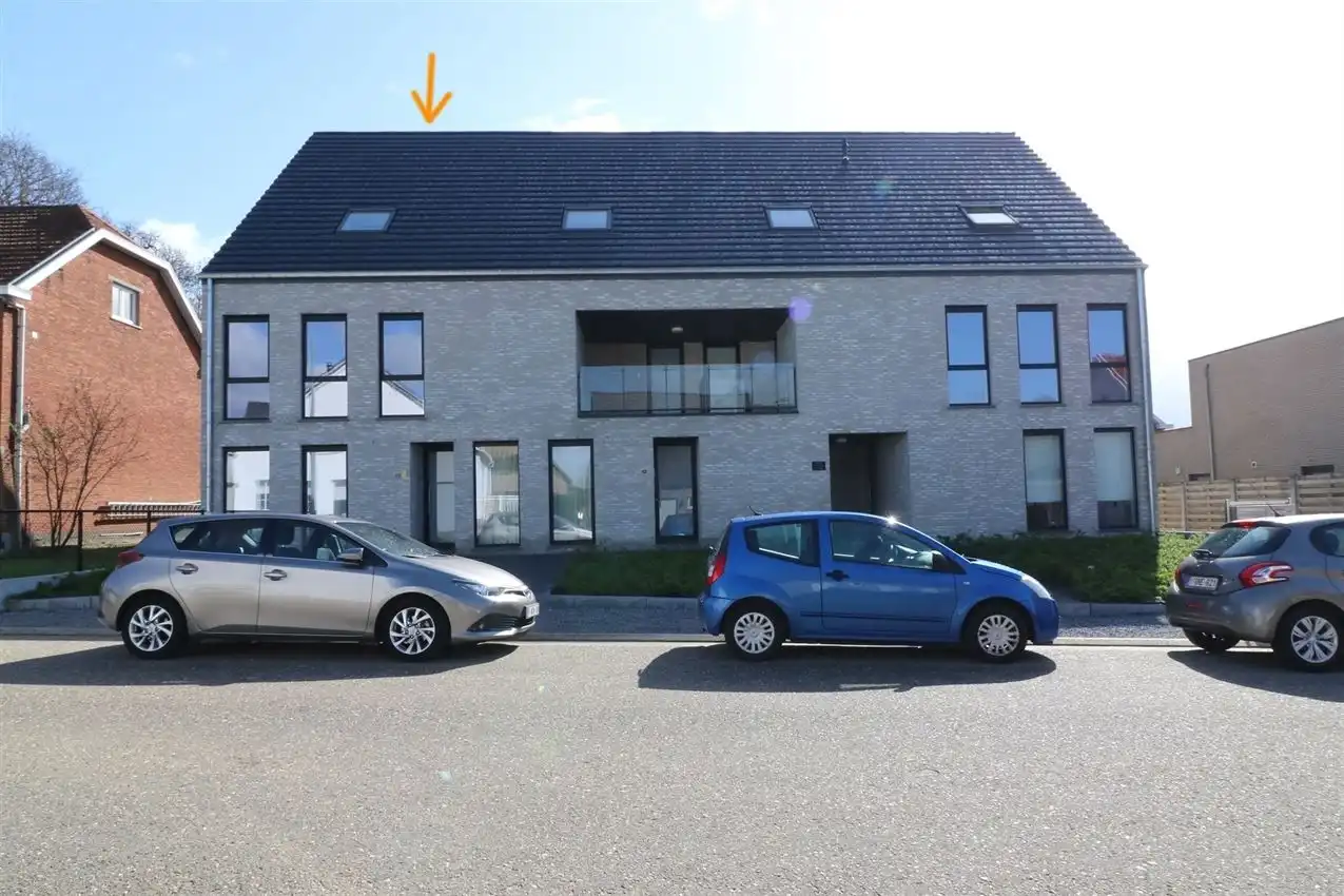 duplex met 2 grote slpk., zuidgericht terras, 2 parkings nabij centrum  foto 4