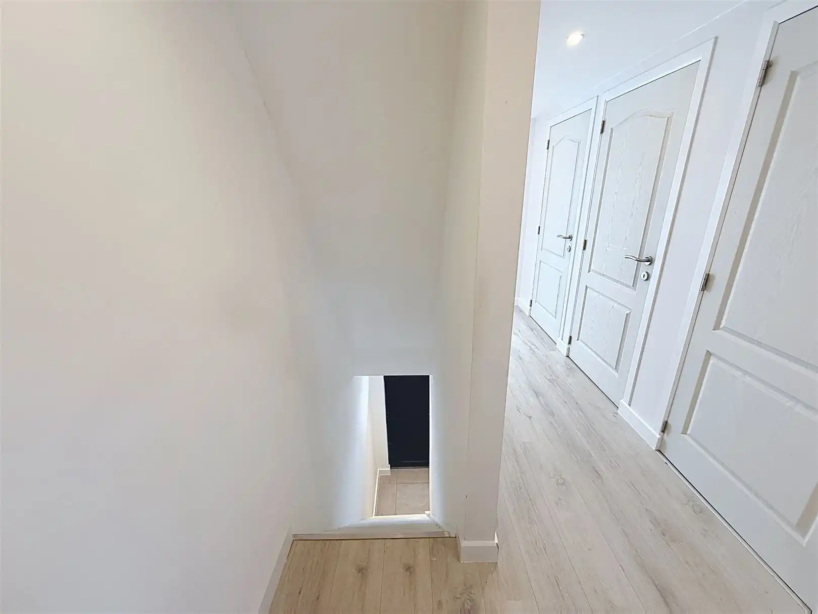 Gerenoveerde HOB met tuin, 2 slpks, 2a 93ca foto 34