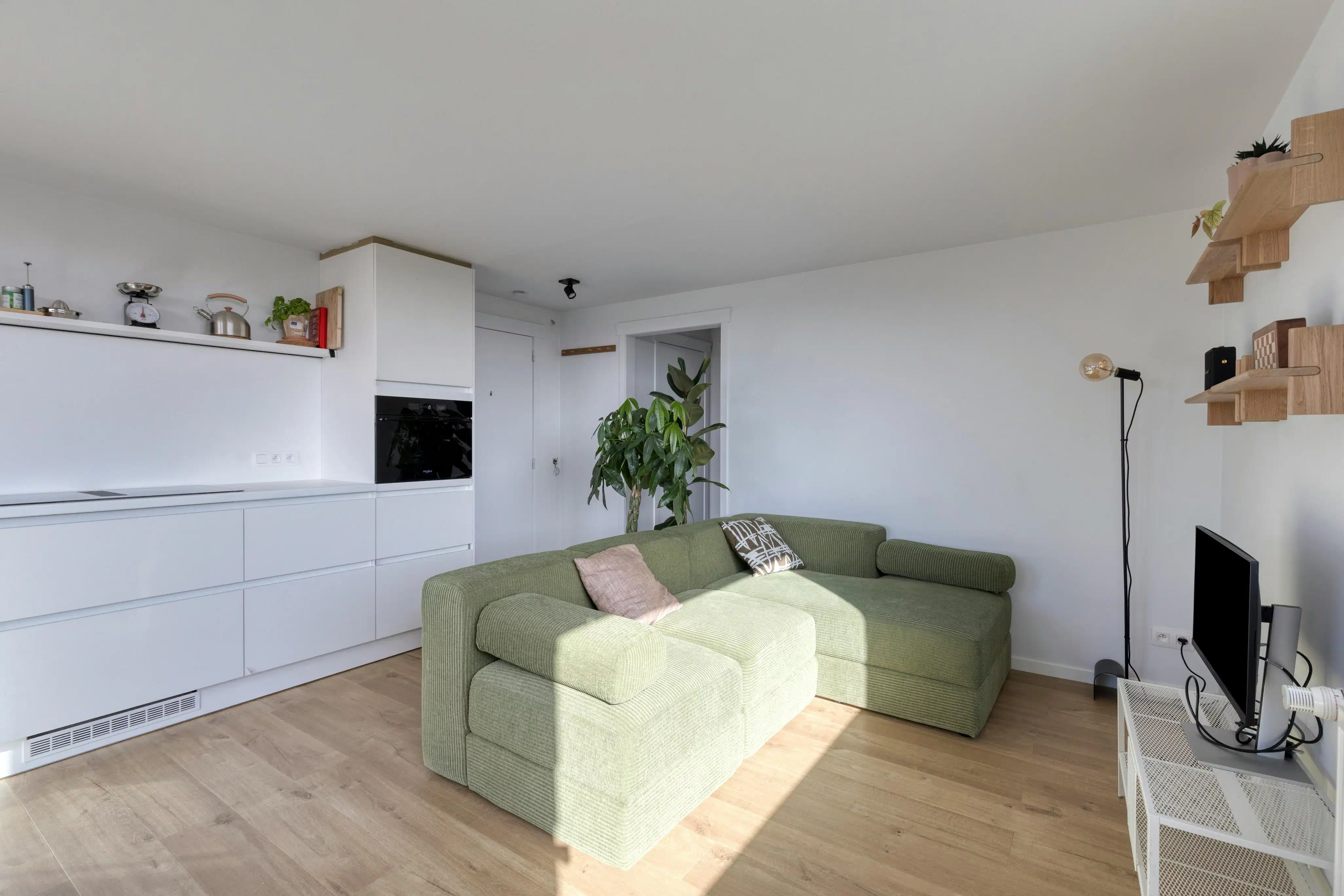 Instapklaar dakappartement met zonneterras in Merelbeke foto 2