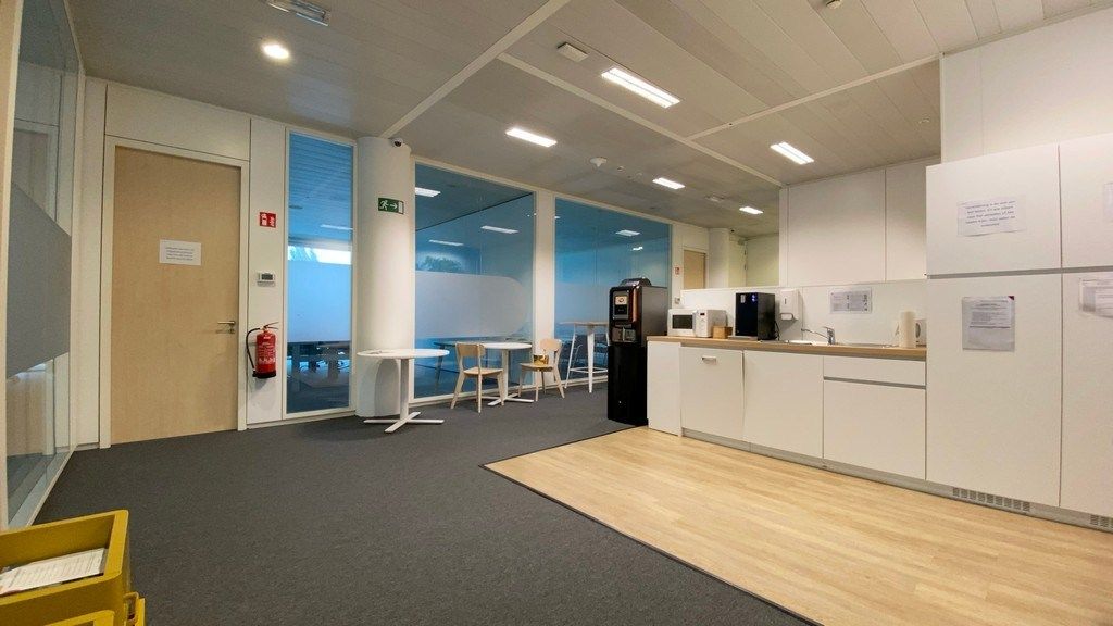 Kantoorgelijkvloers te huur in Blue Towers op topligging bij klaverblad in Gent foto 5