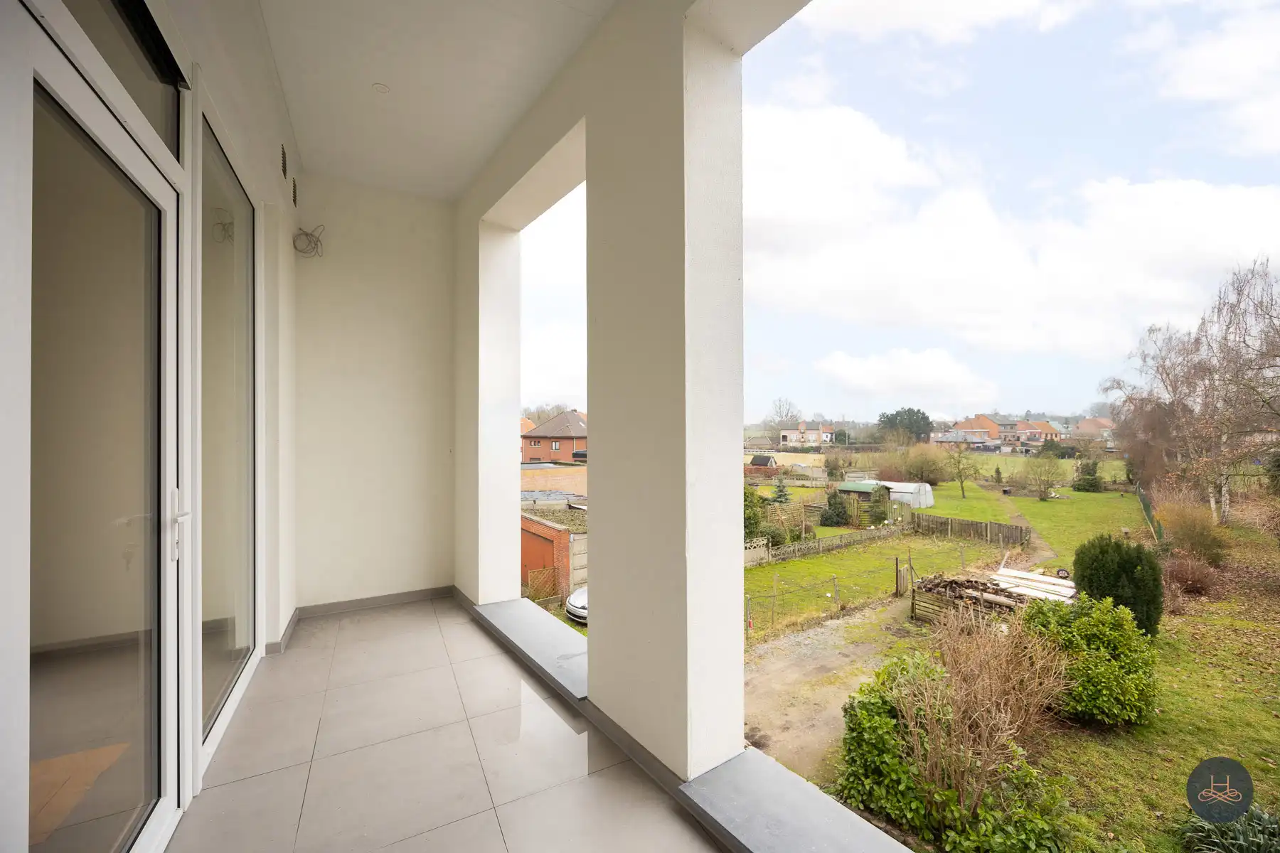 Gerenoveerd en zeer energiezuinig appartement met tof terras foto 23