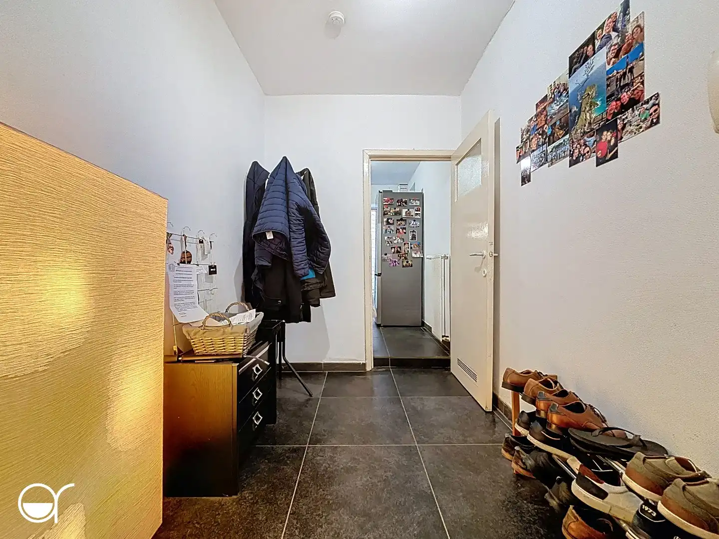 Gelijkvloers appartement met koer op gegeerde locatie foto 15