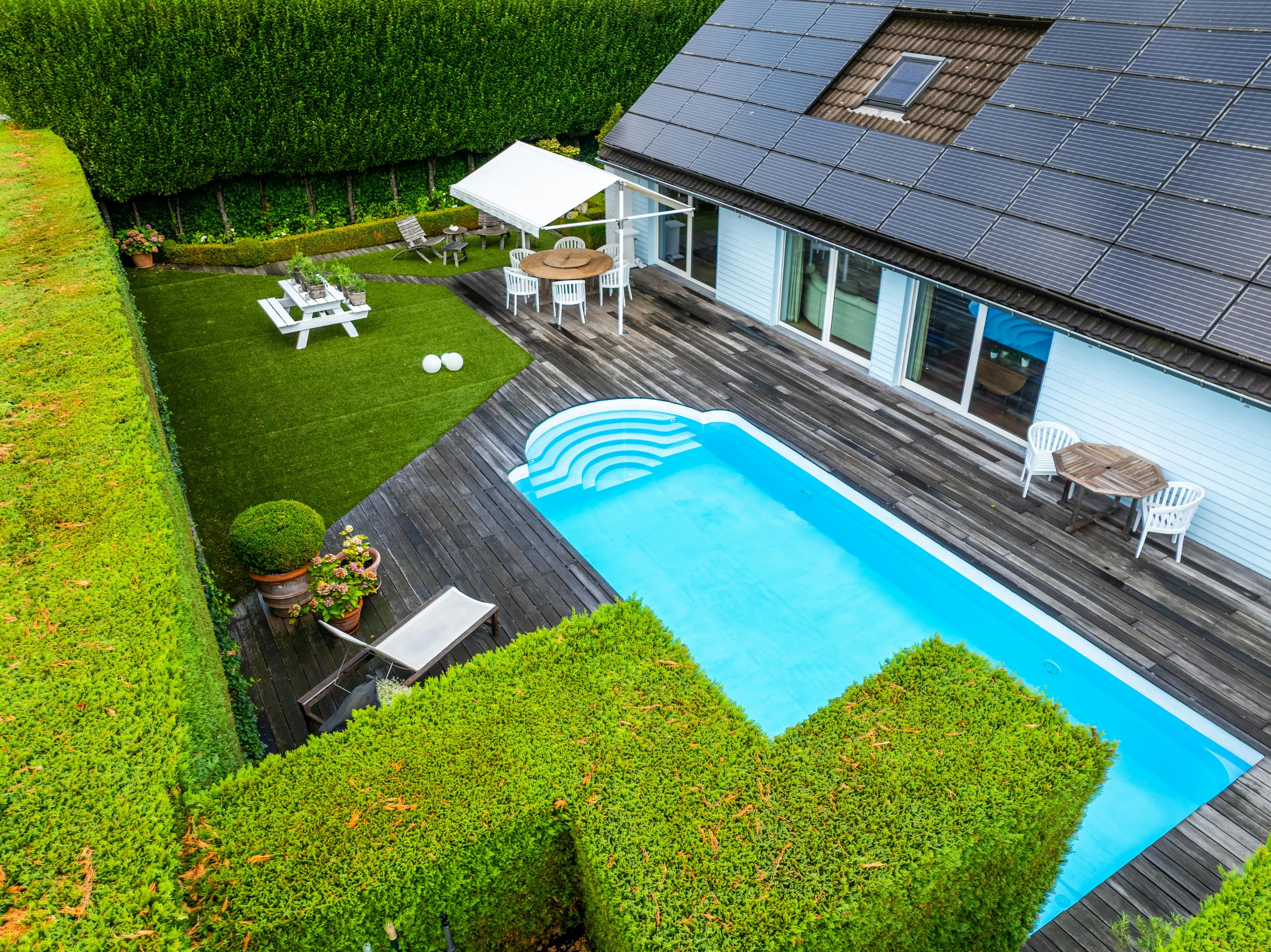 Villa met zwembad te koop in villawijk 't Motje in Roeselare foto 28