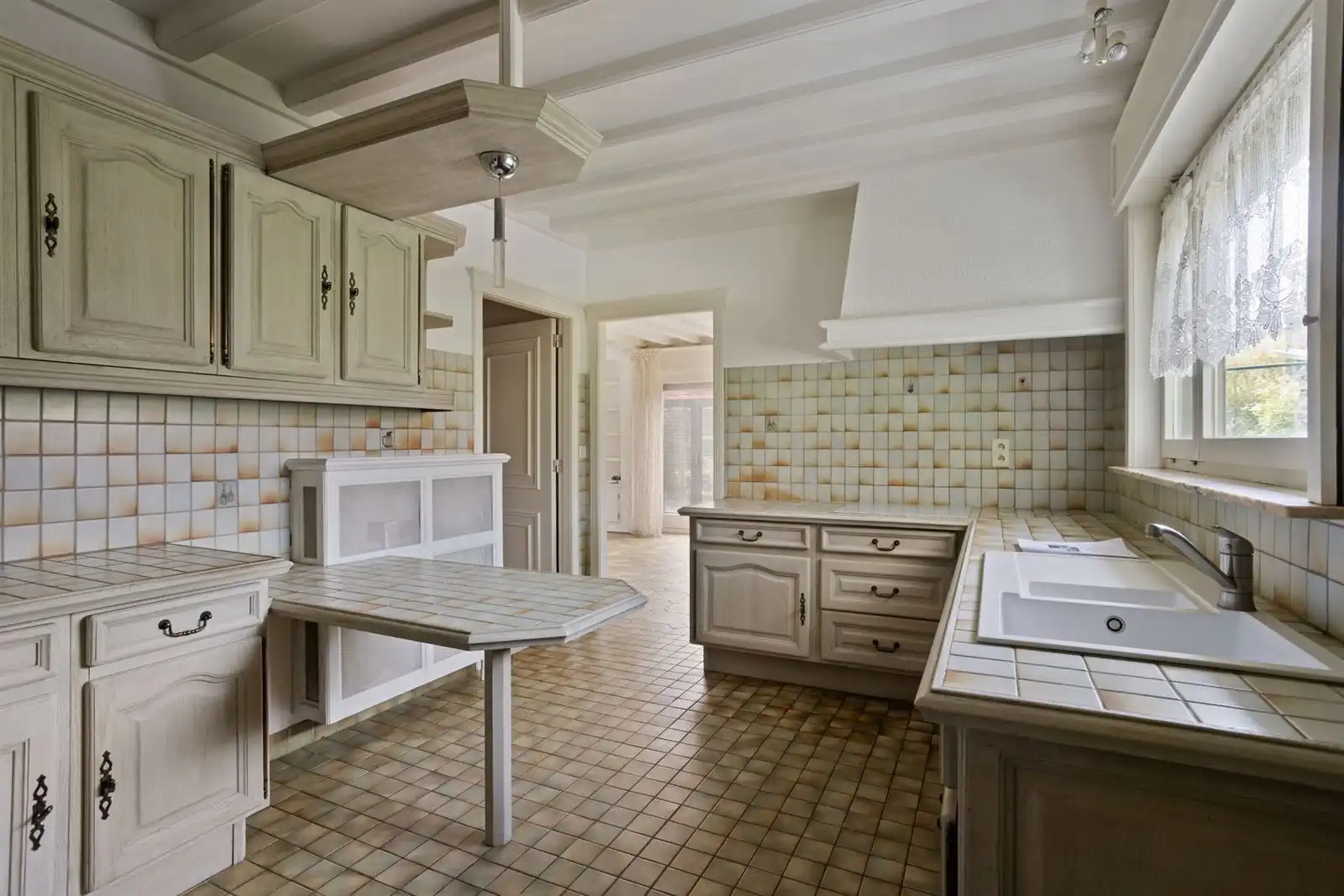 Woning met 3 slaapkamers en bureau te Alsemberg foto 8