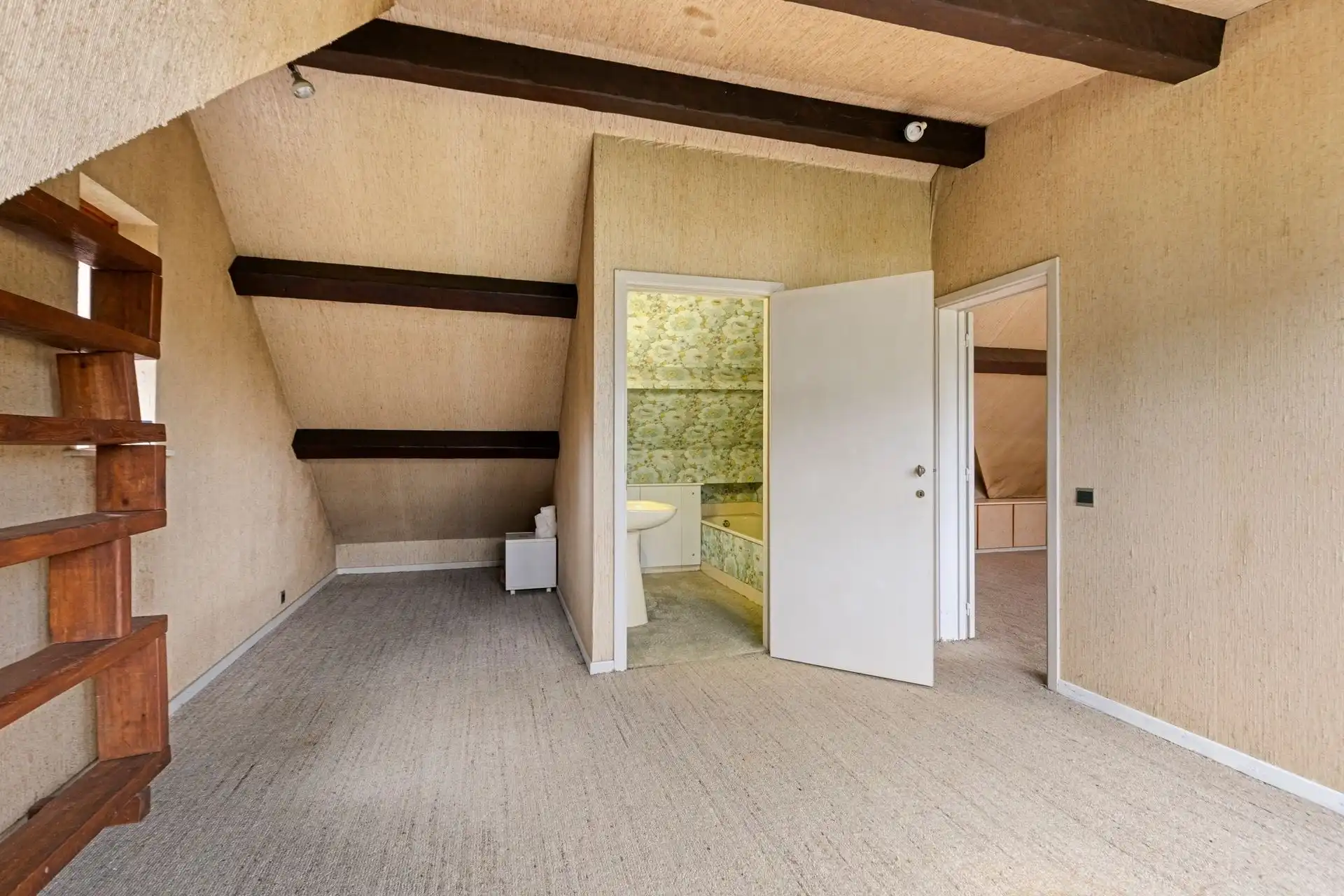 Te renoveren villa-fermette in de Marnix wijk foto 21