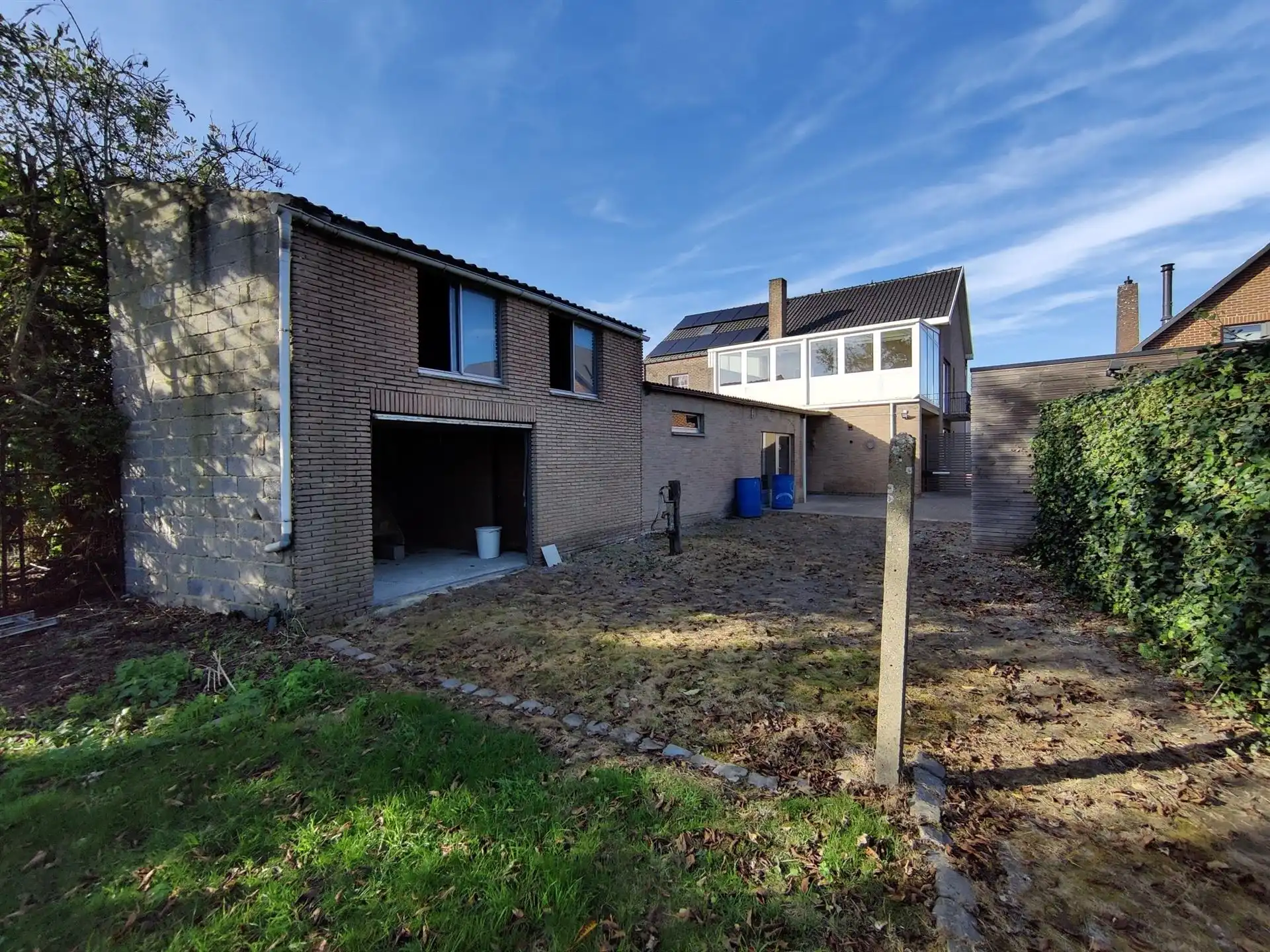 Renovatiewoning met 3 slaapkamers foto 13