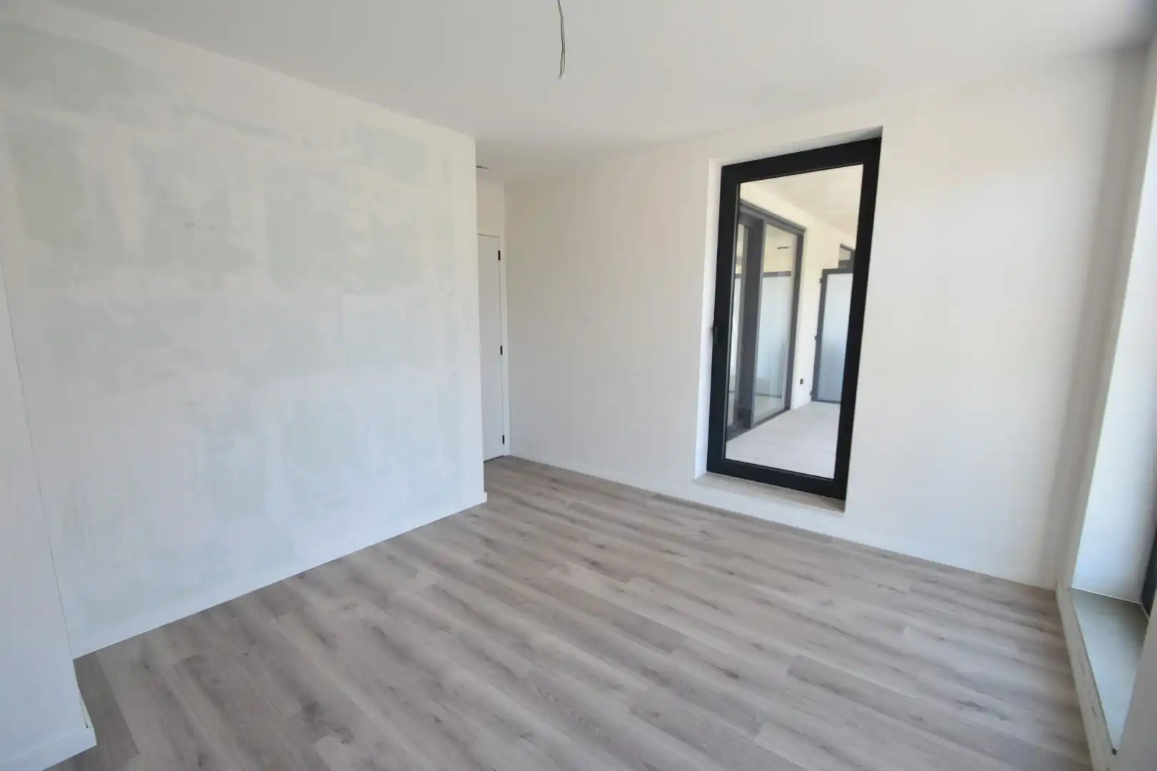 Modern ingericht appartement aan rand van centrum foto 13