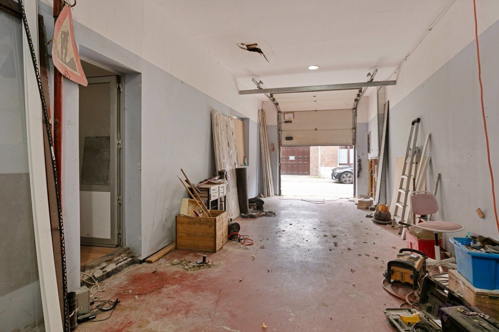 Renovatieproject met magazijn in Hemiksem foto 4