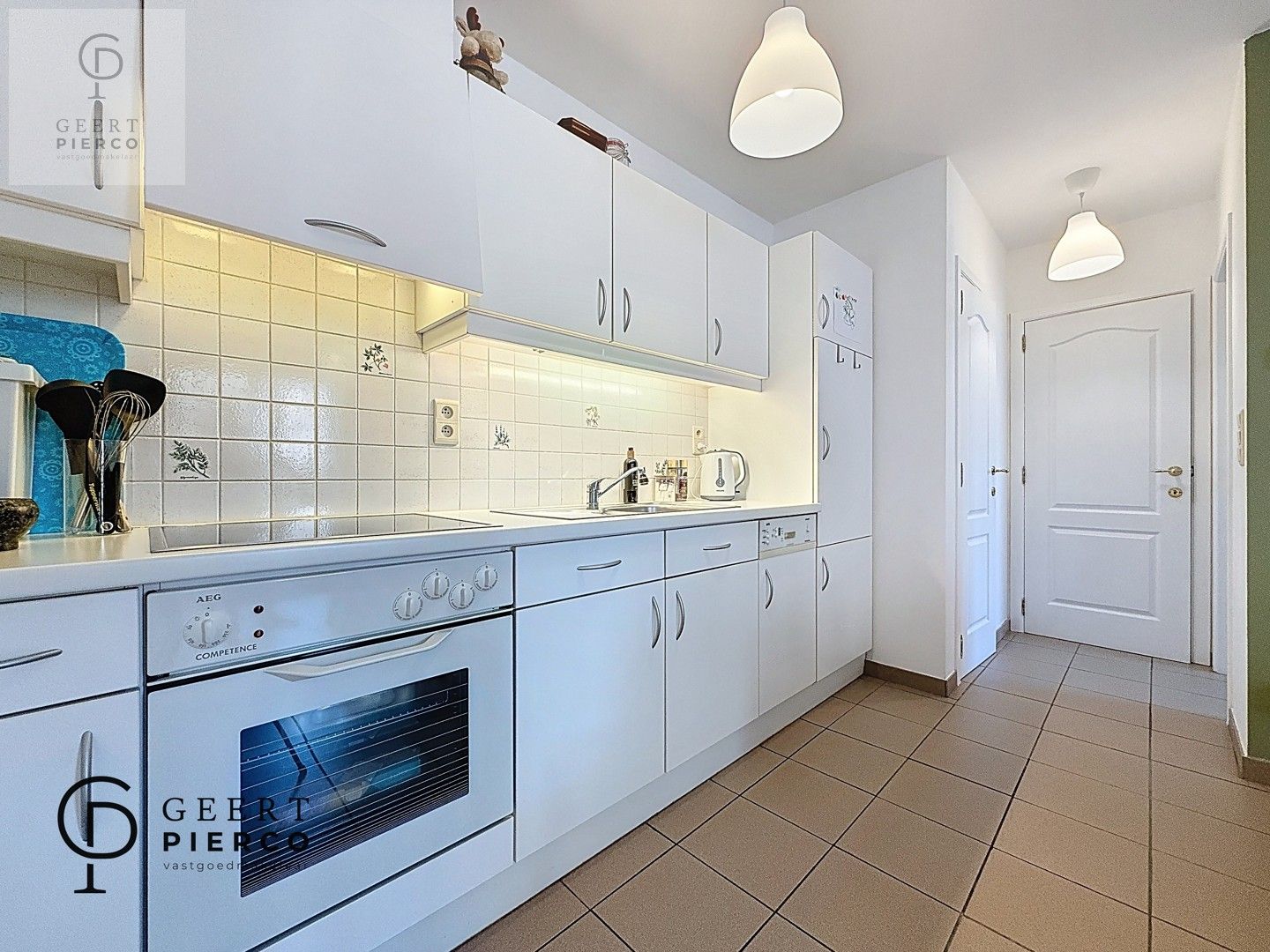 Gelijkvloers appartement met ruim terras foto 6