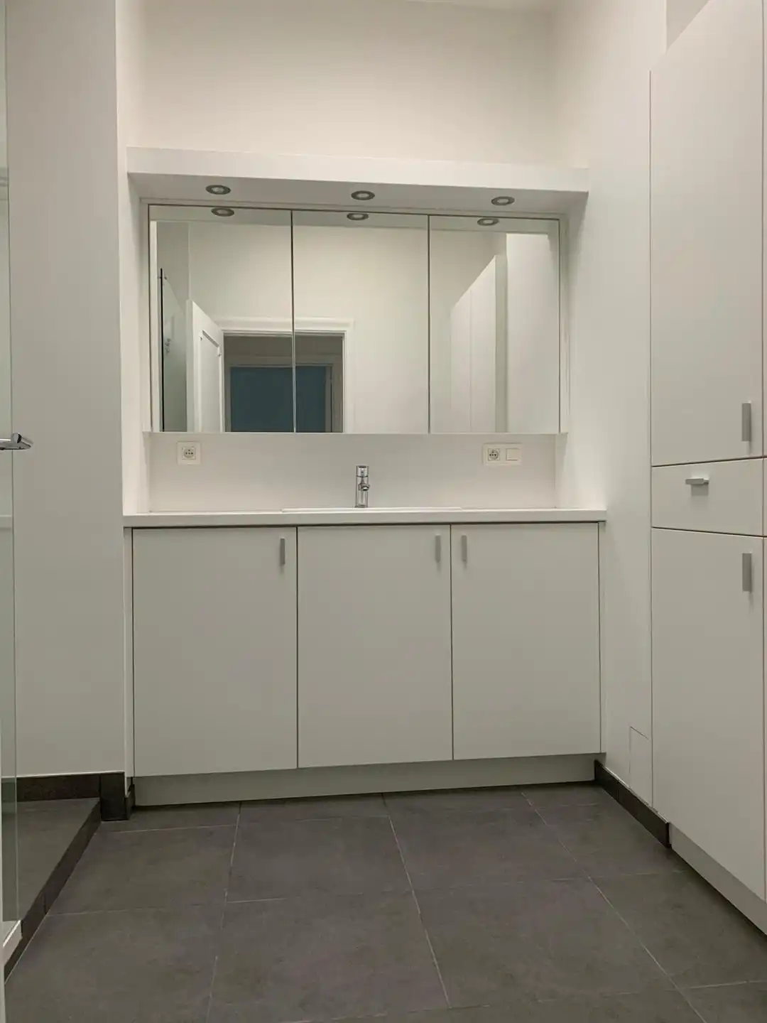 2 slaapkamer appartement in het hartje van Antwerpen! foto 9