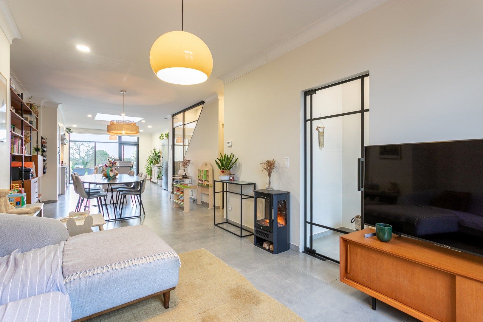 Instapklare en energiezuinige woning, met 3 slpks en tuin op 5a80 foto 3