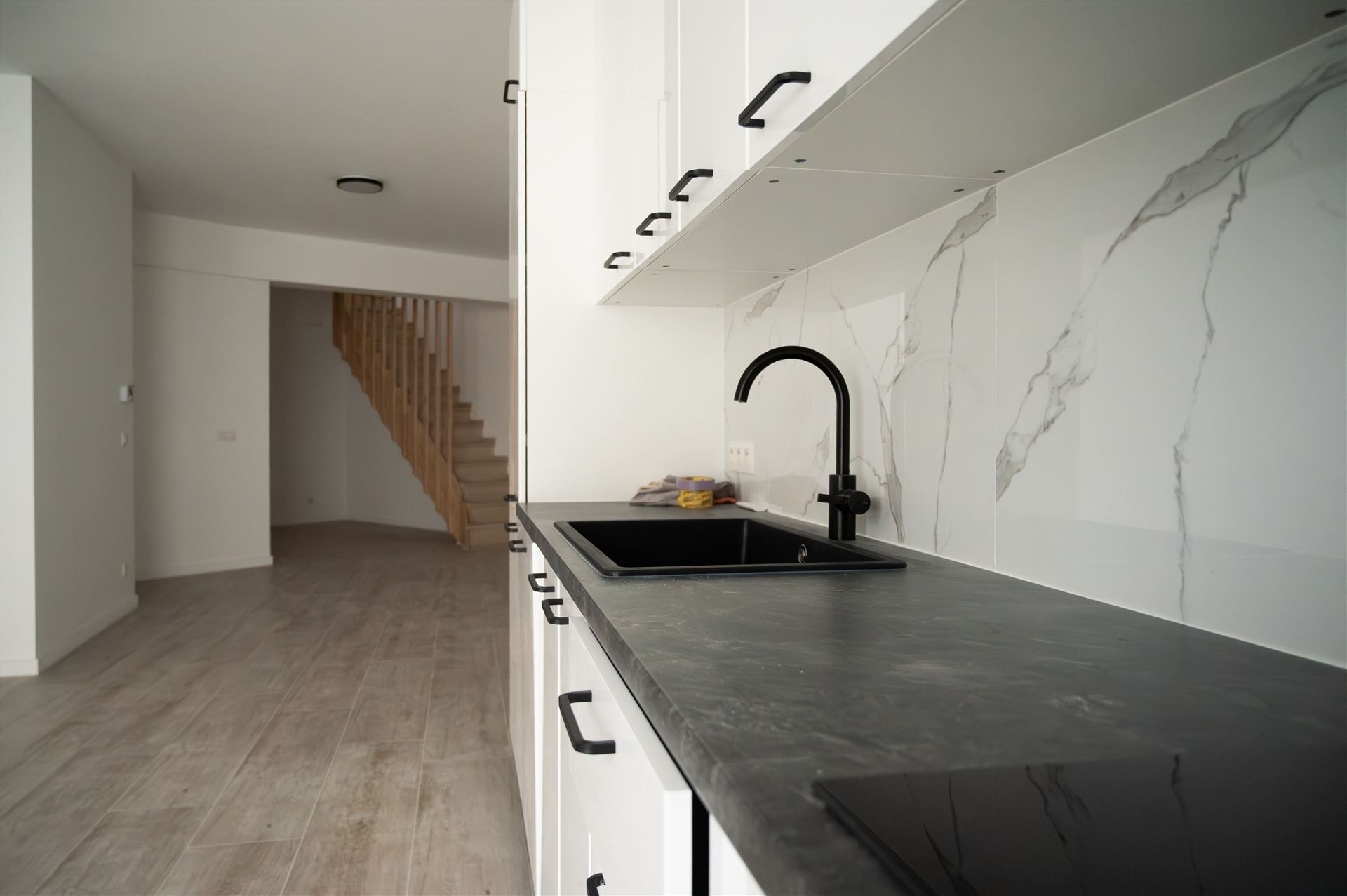 Woning met terras foto 29