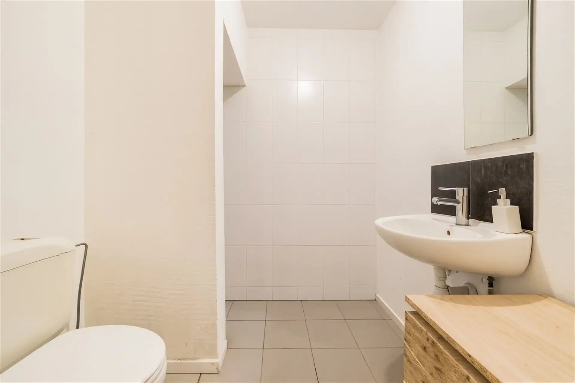 Gesloten bebouwing met 2 wooneenheden in centrum Mechelen! foto 9