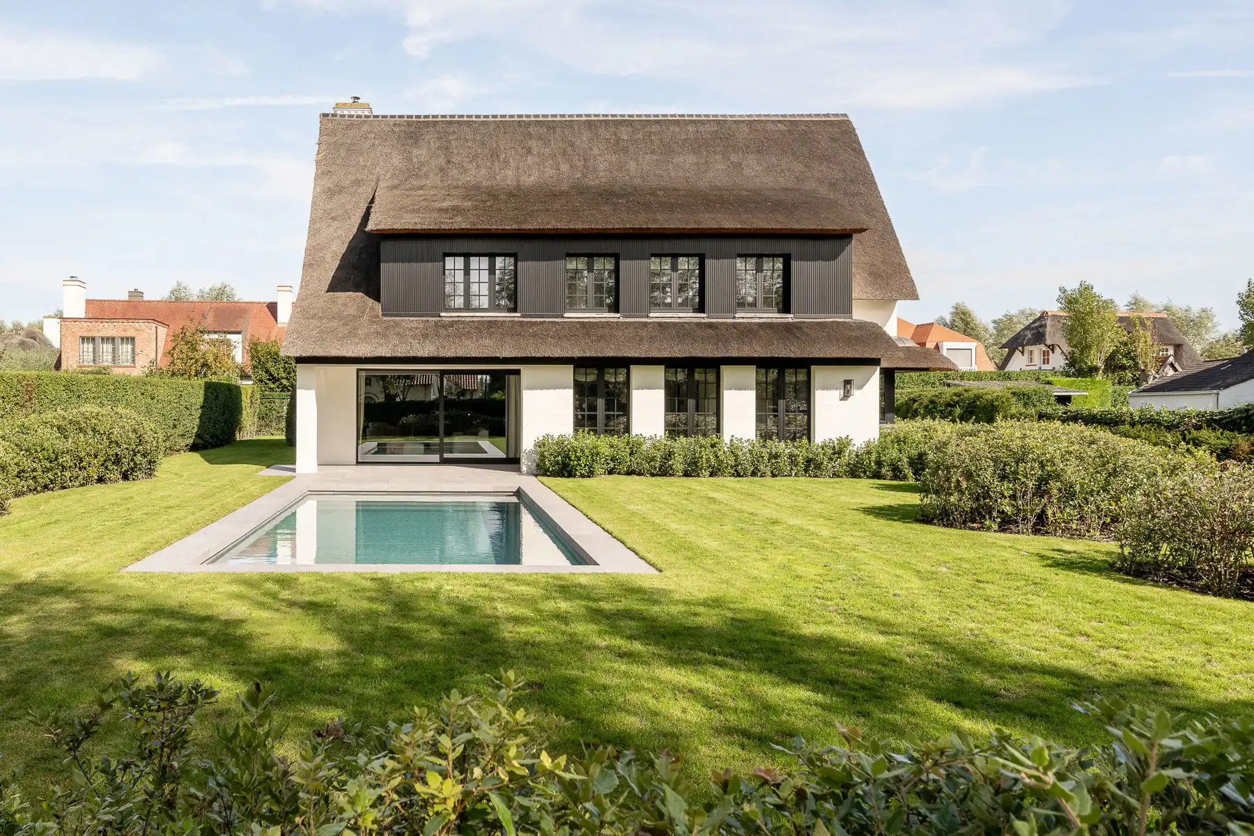 Ruime, volledig gerenoveerde villa aan de rand van het Zoute foto 43