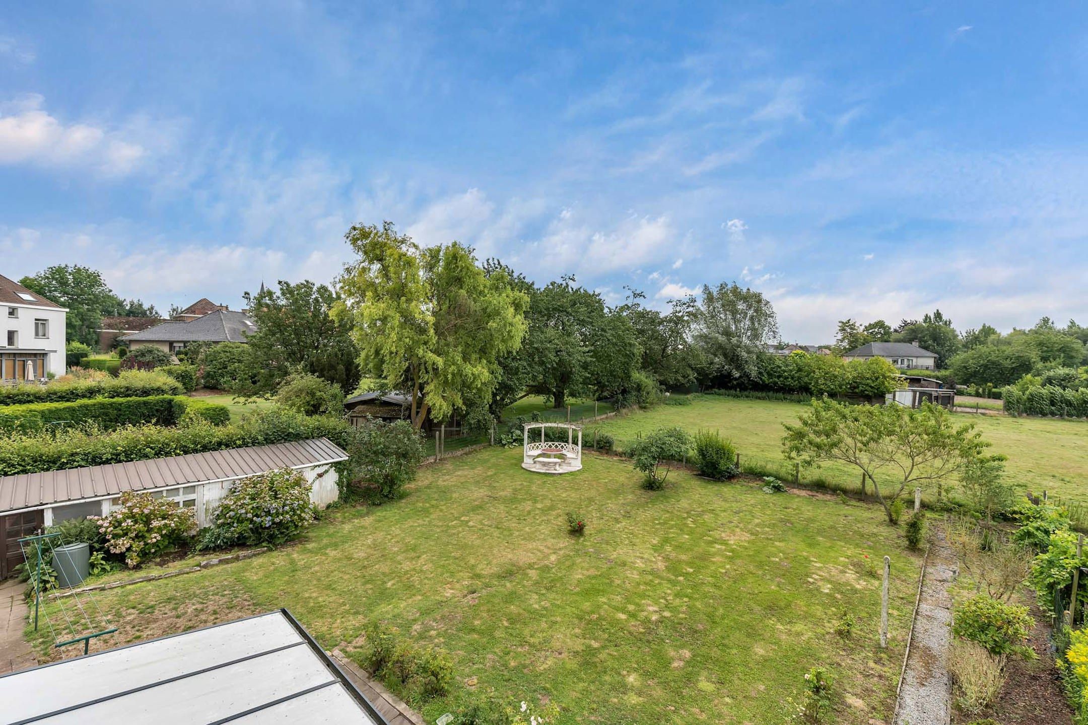 Te moderniseren gelijkvloerse woning op landelijke locatie foto 20