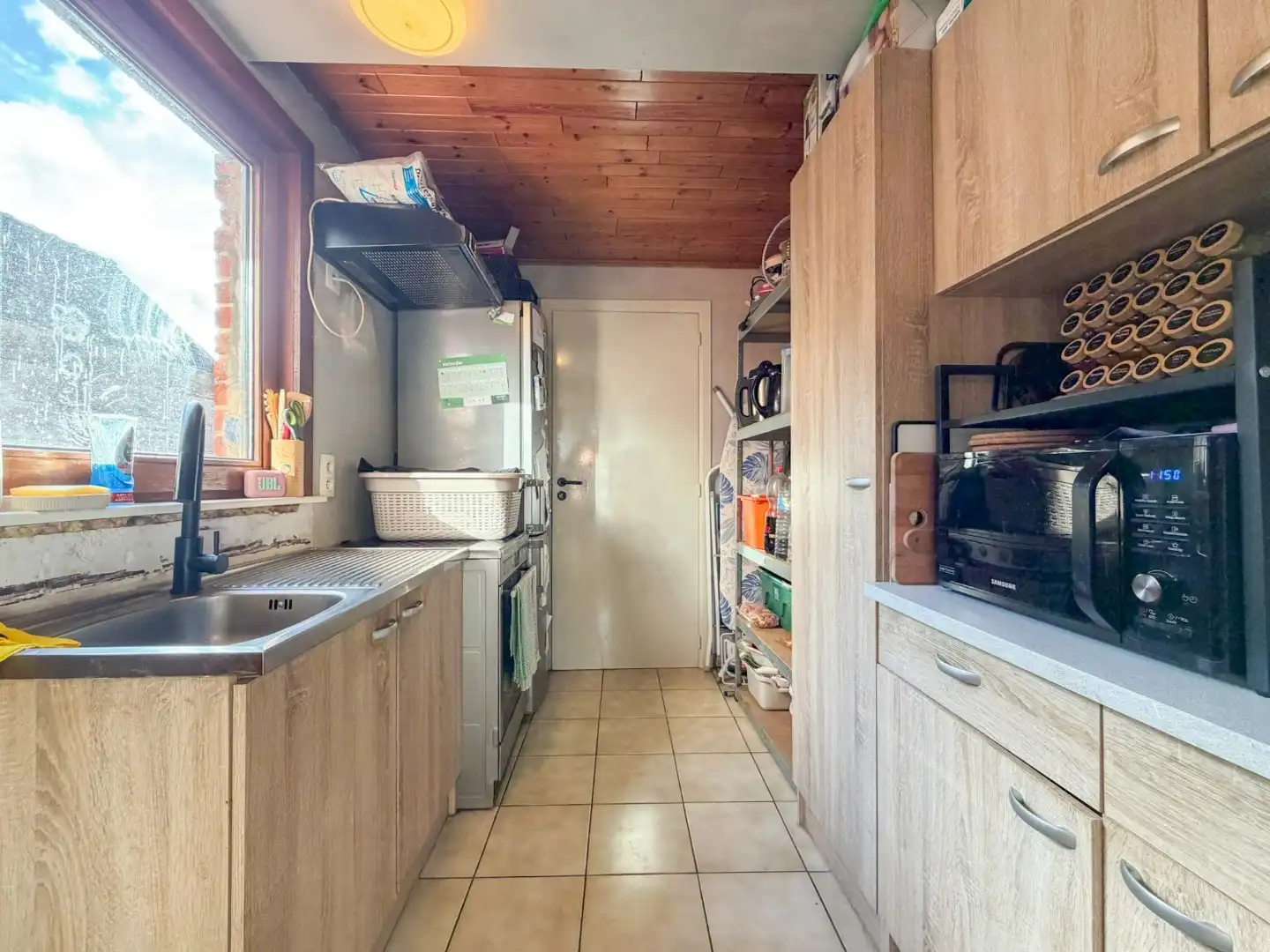 Leuke starterswoning met 2/3 slpk en terras, gunstig gelegen in Lichtervelde foto 7