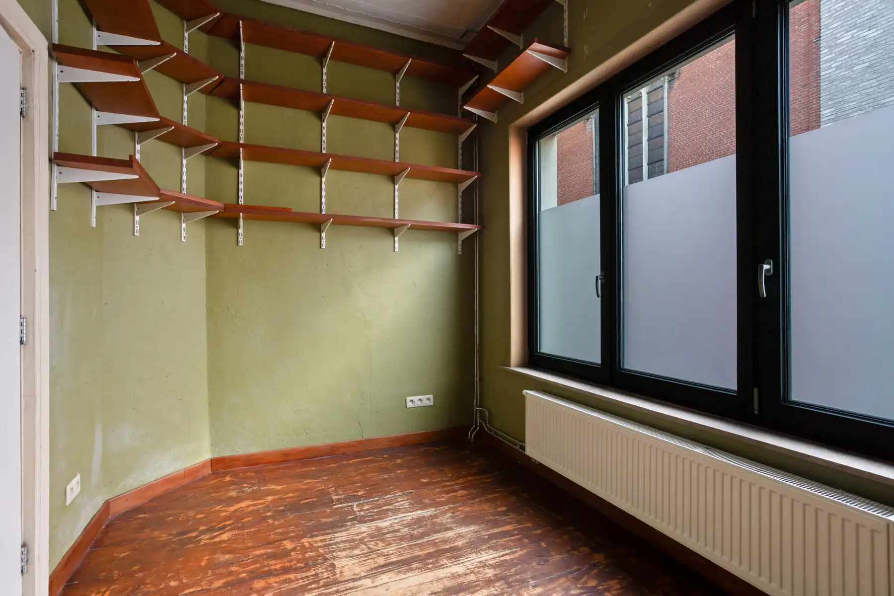 Te renoveren stadswoning in centrum Aalst foto 14