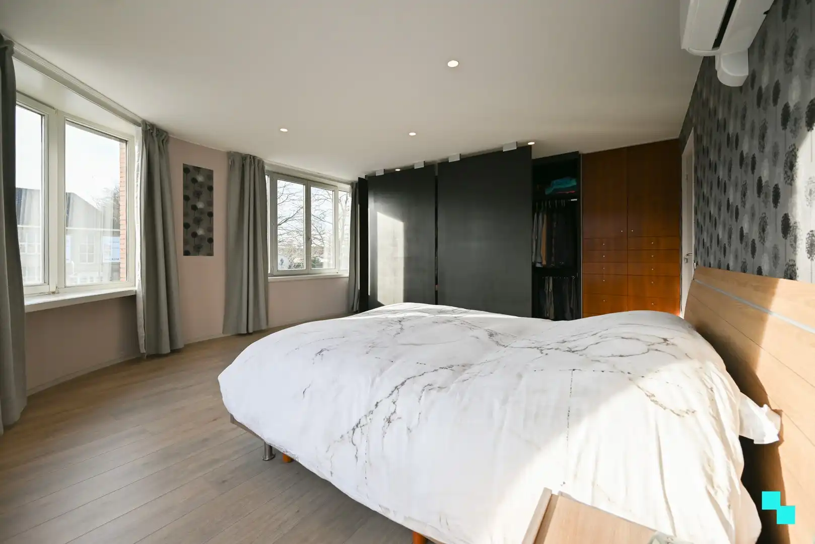 Karaktervolle woning met handelsruimte nabij het centrum van Izegem foto 23