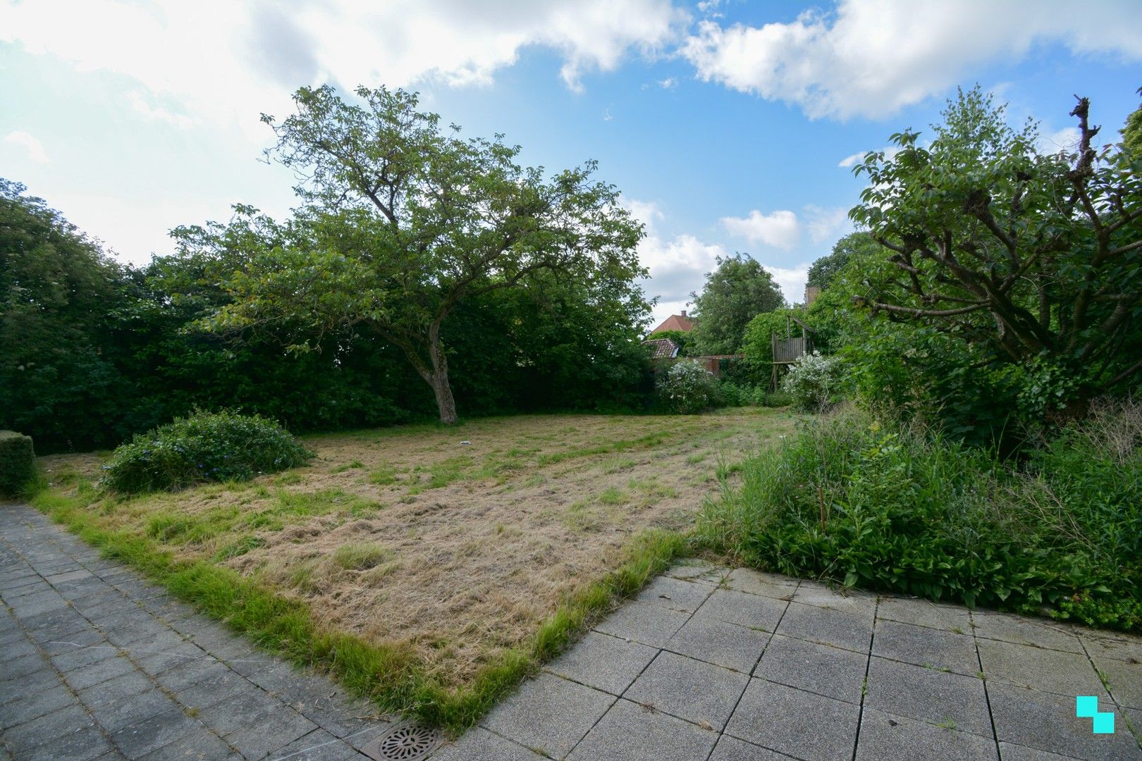 Prachtige eclectische burgerwoning in hartje Izegem foto 18