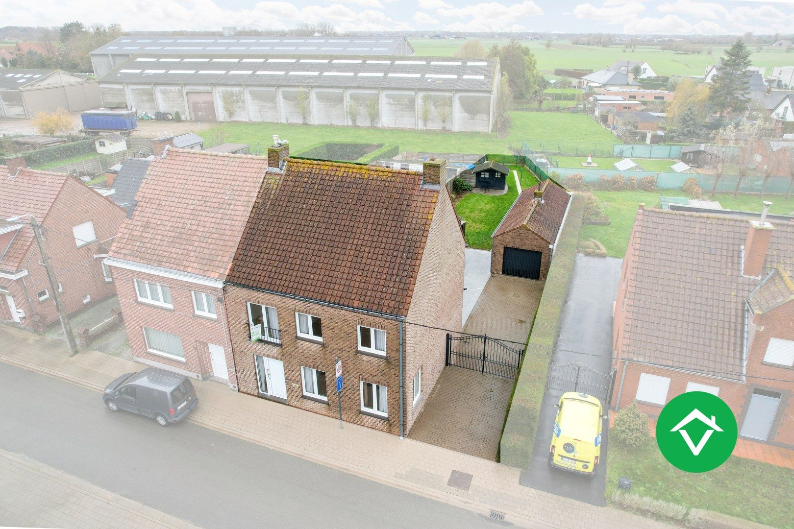 Instapklare woning met 4 slaapkamers en garage te Ichtegem  foto 25