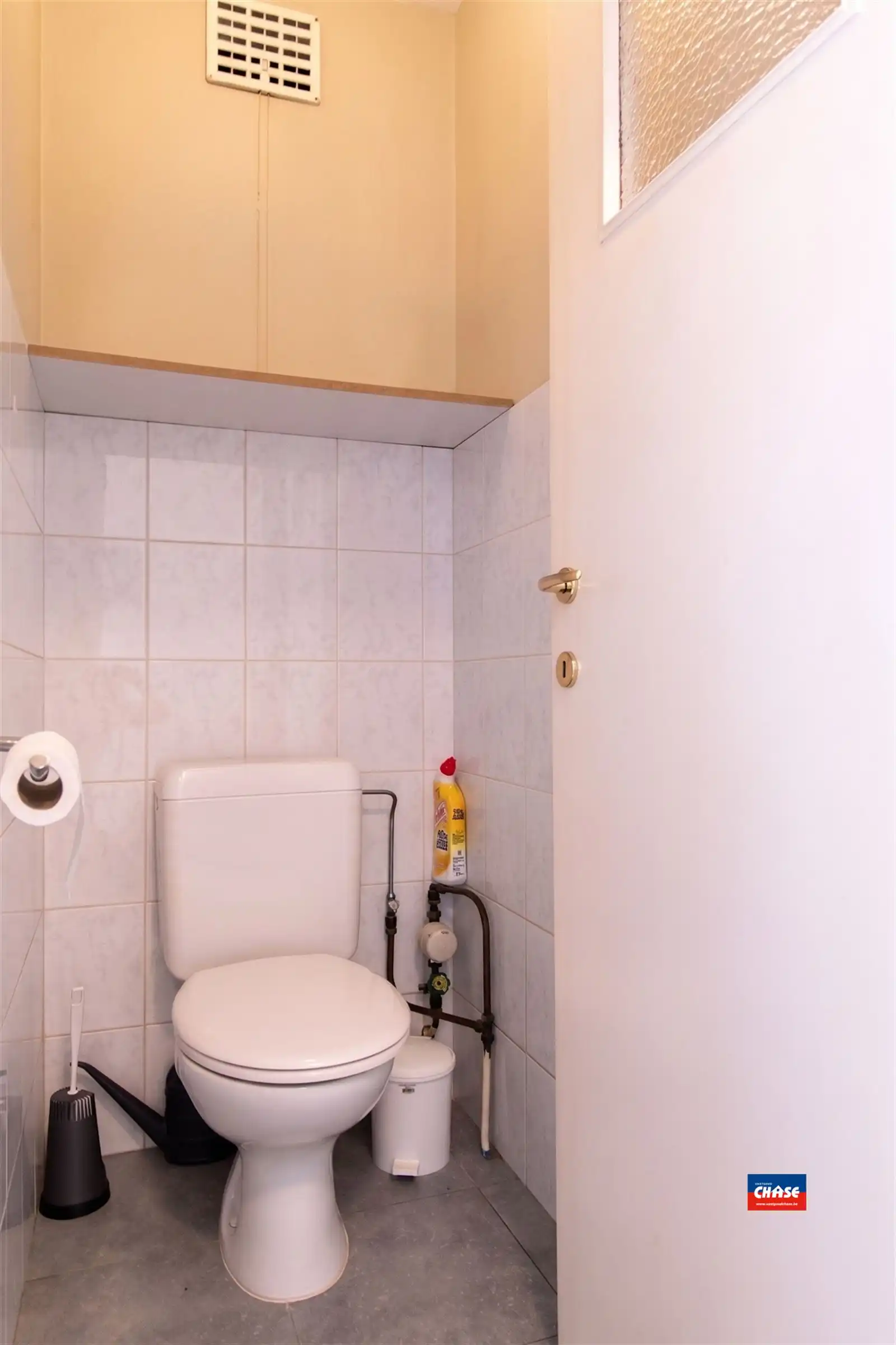 Instapklaar appartement met 2 slaapkamers foto 11