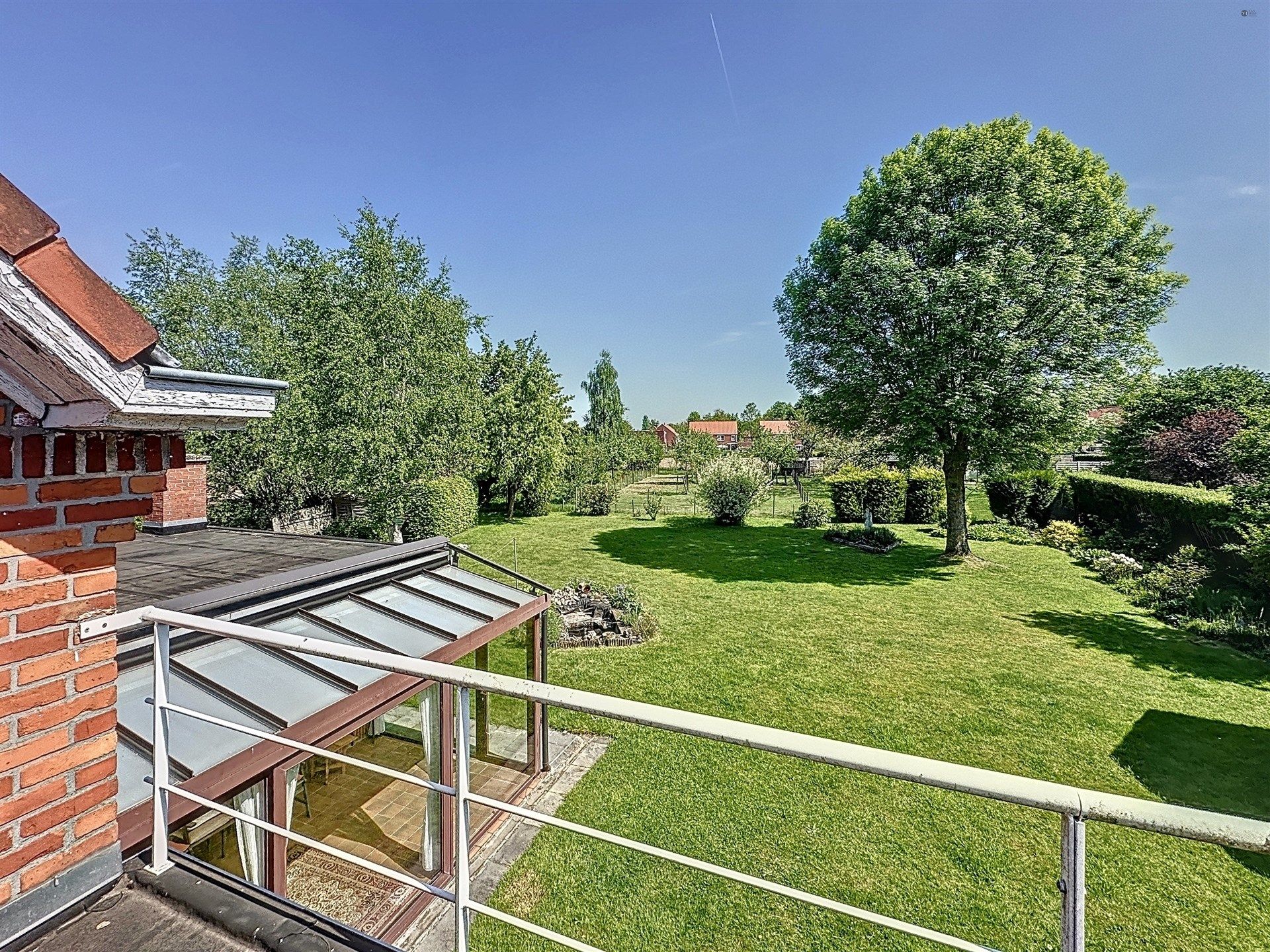 Woning met bijgebouw (88m²) op breed perceel van 1562m²  foto 11