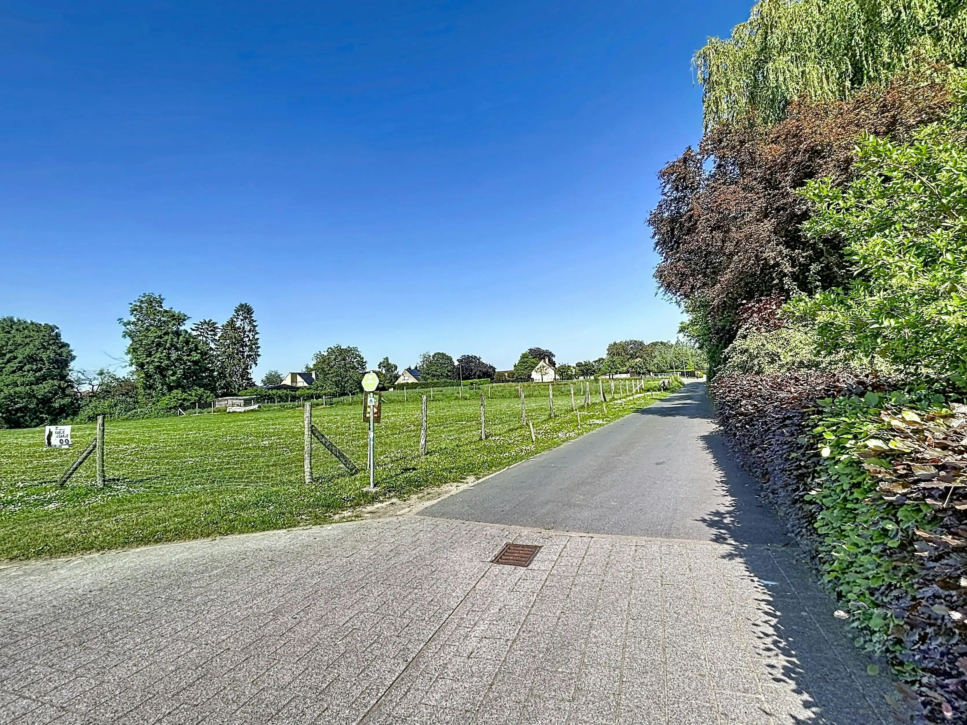 Te renoveren halfopen bebouwing op een rustige locatie in centrum Ruiselede foto 18