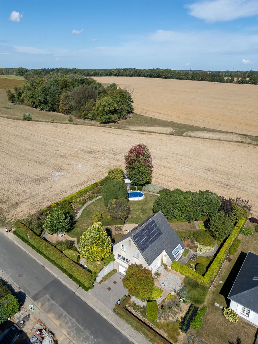 Een warme thuis in het groen foto 28