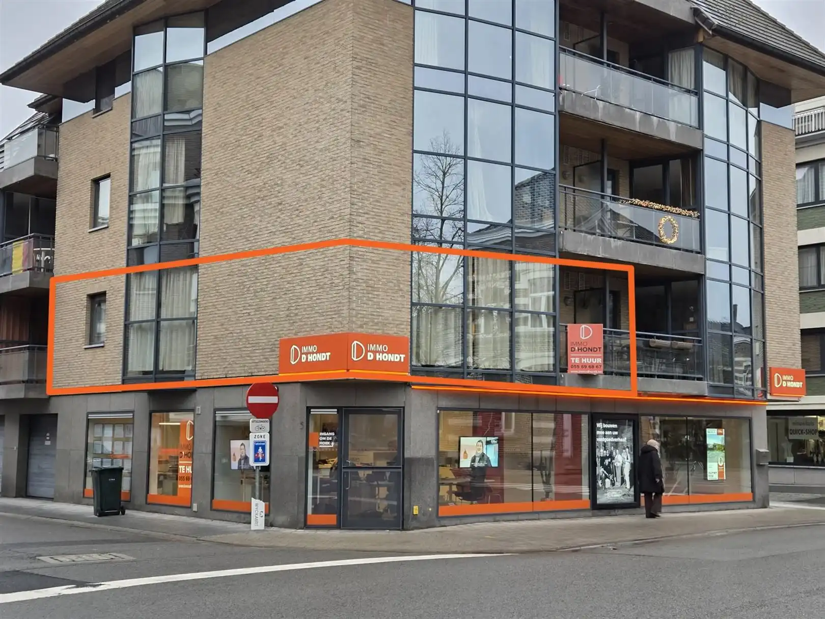 Ruim 1-slaapkamerappartement te huur  foto {{pictureIndex}}