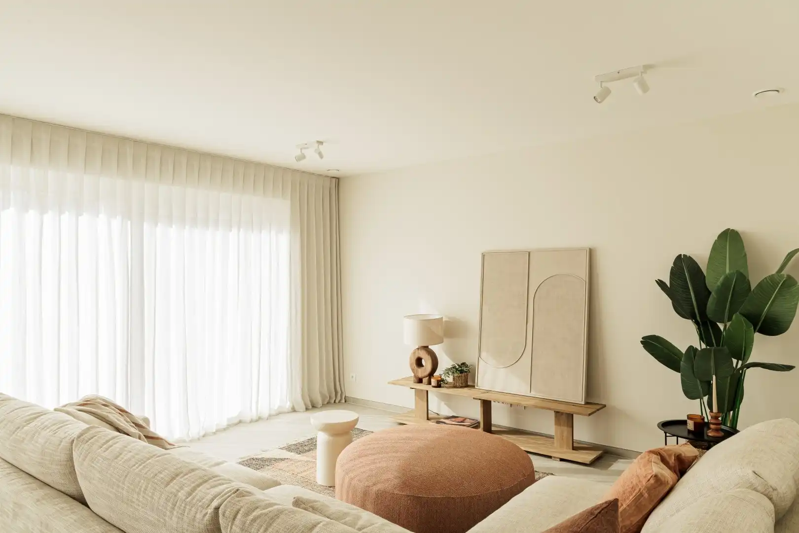 Ruime gezinswoning in Hallaar met nieuwste energietechnieken foto 5