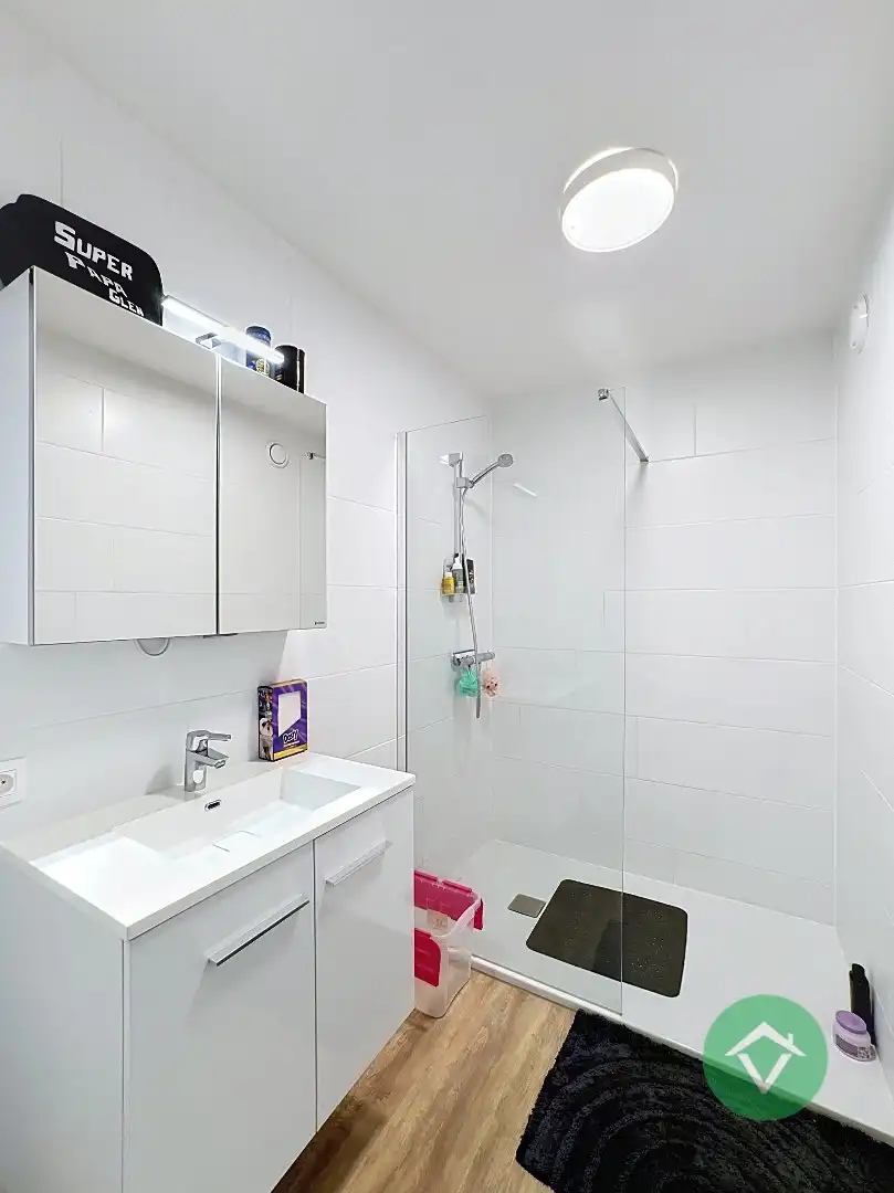 Instapklaar appartement met 2 slaapkamers te Izegem  foto 11