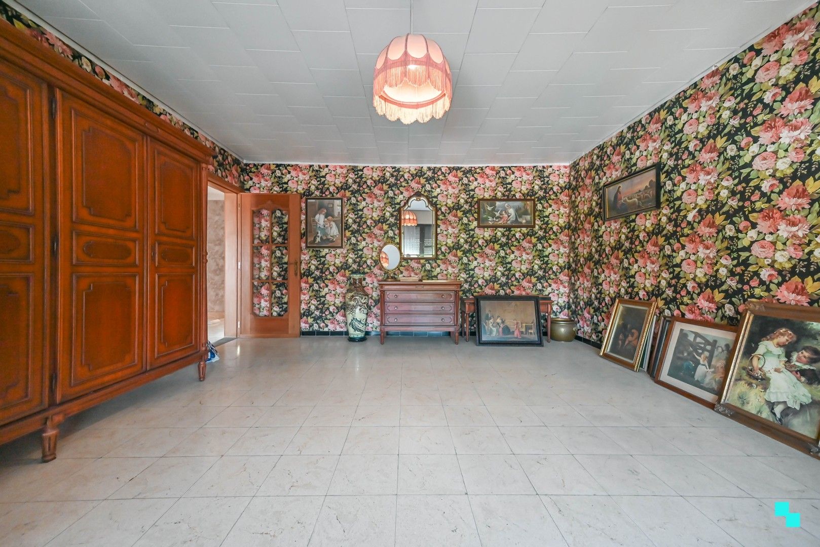 Karaktervolle woning met riante woonoppervlakte (267 m²) en tuin in Emelgem foto 25