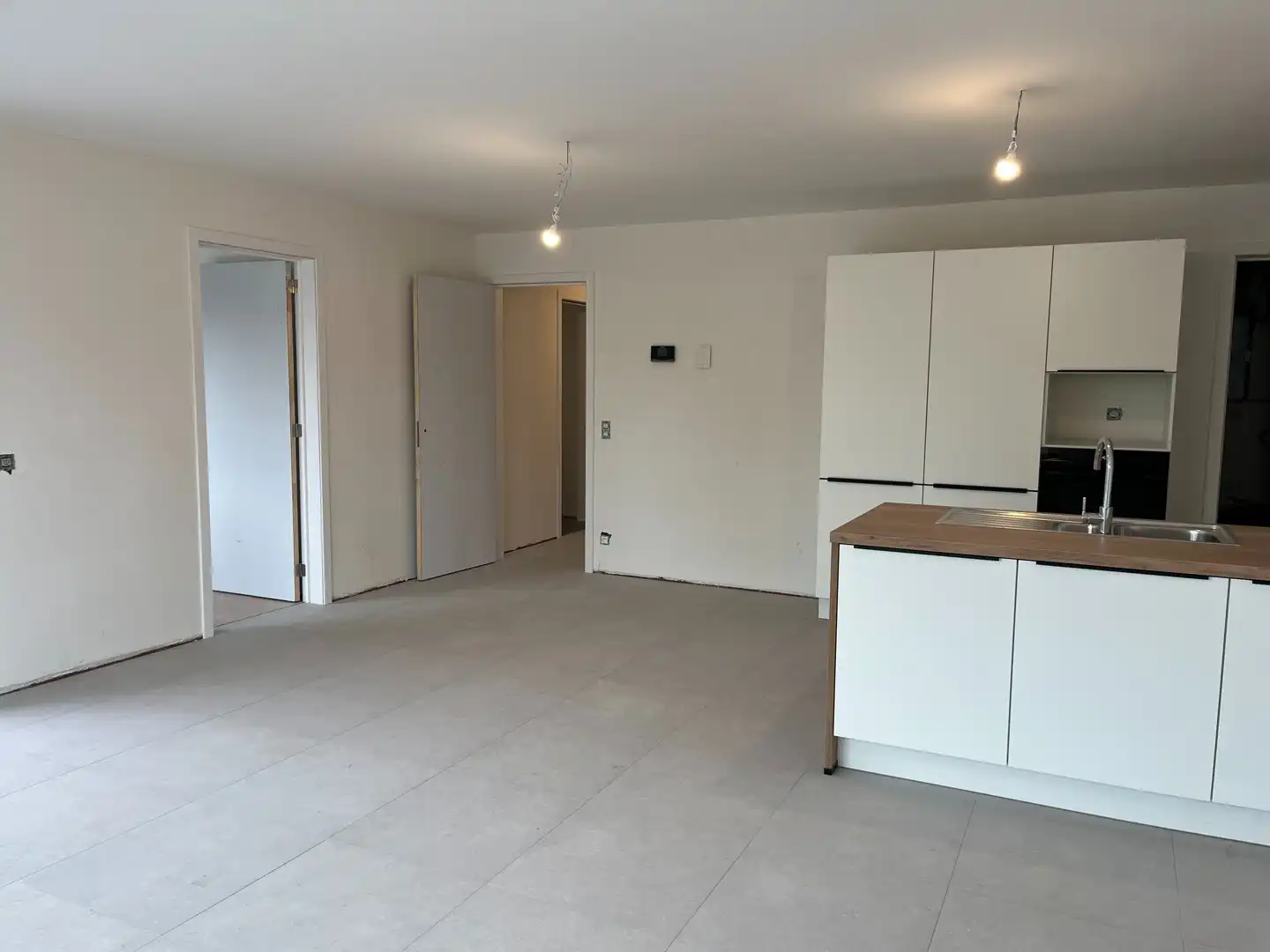 Modern en energiezuinig nieuwbouwappartement met ruim terras. foto 4