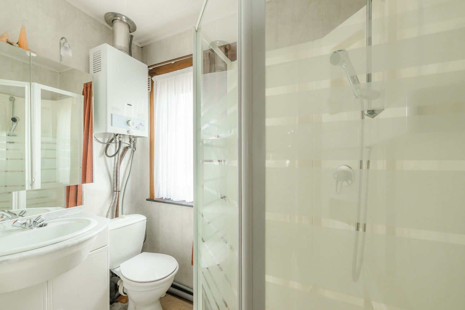 Halfopen woning te Meulebeke. foto 14