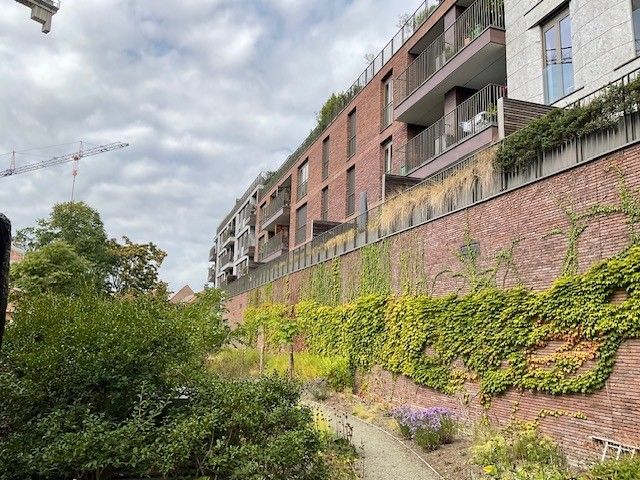 KNAP INSTAPKLAAR APPARTEMENT MET STAANPLAATS IN HET CENTRUM VAN HASSELT foto 29