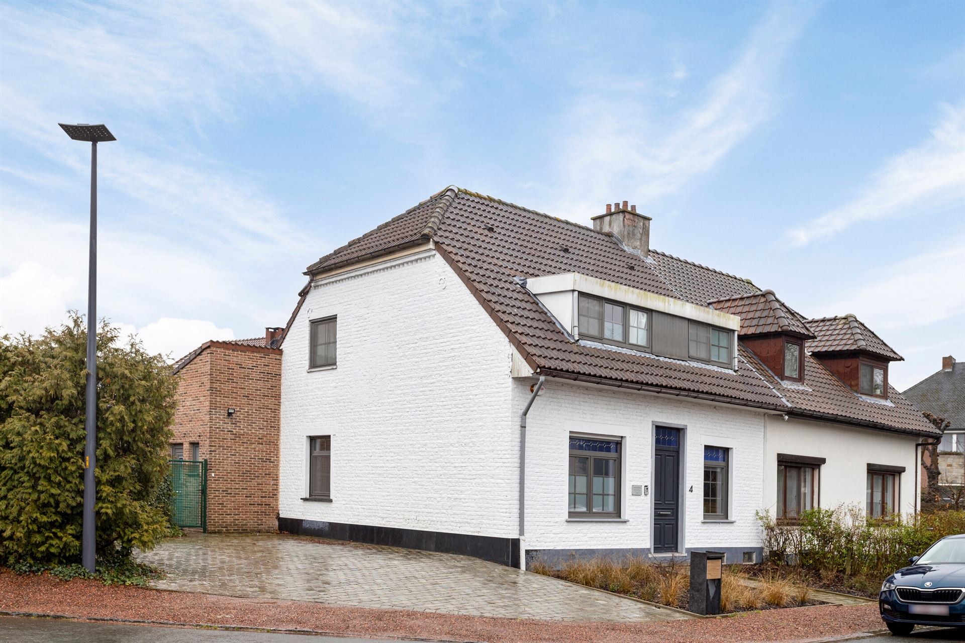 Prachtig gerenoveerde woning in doodlopende wijk foto {{pictureIndex}}