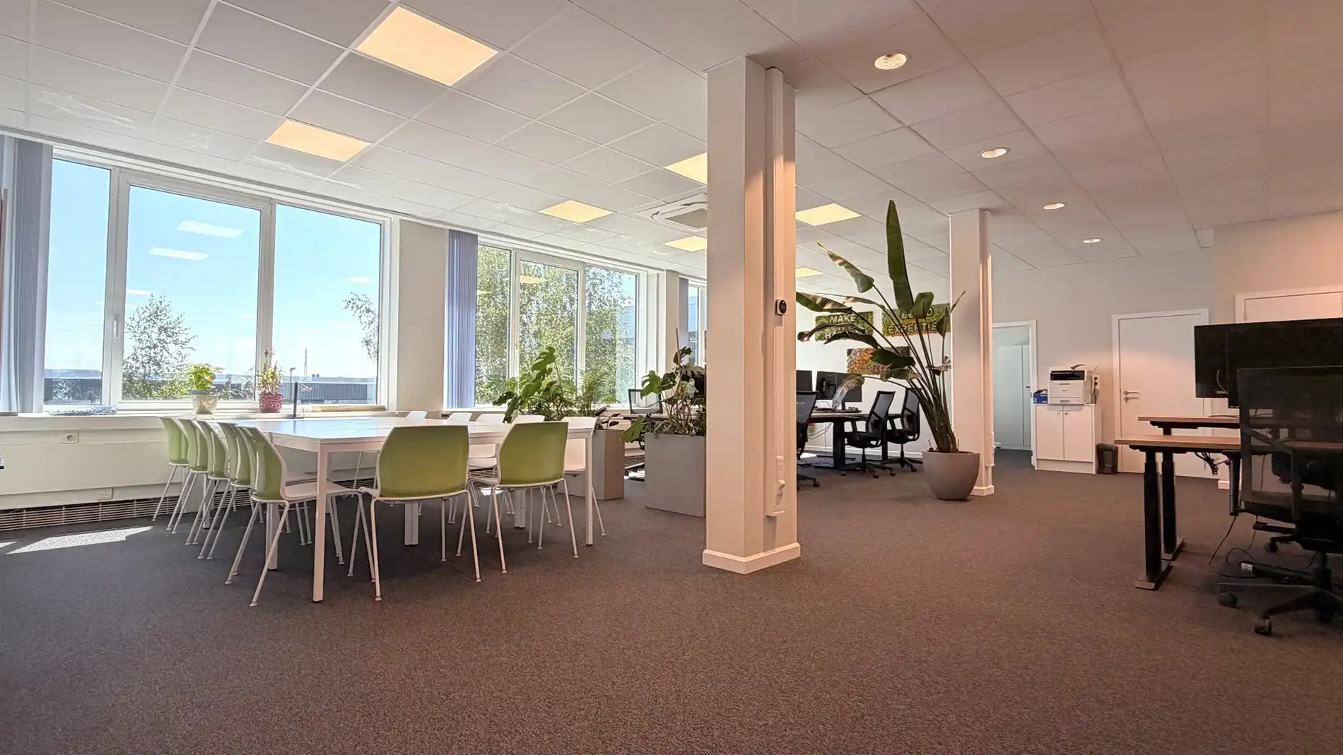 Instapklare kantoren te huur vlakbij N16 in Bornem foto 3