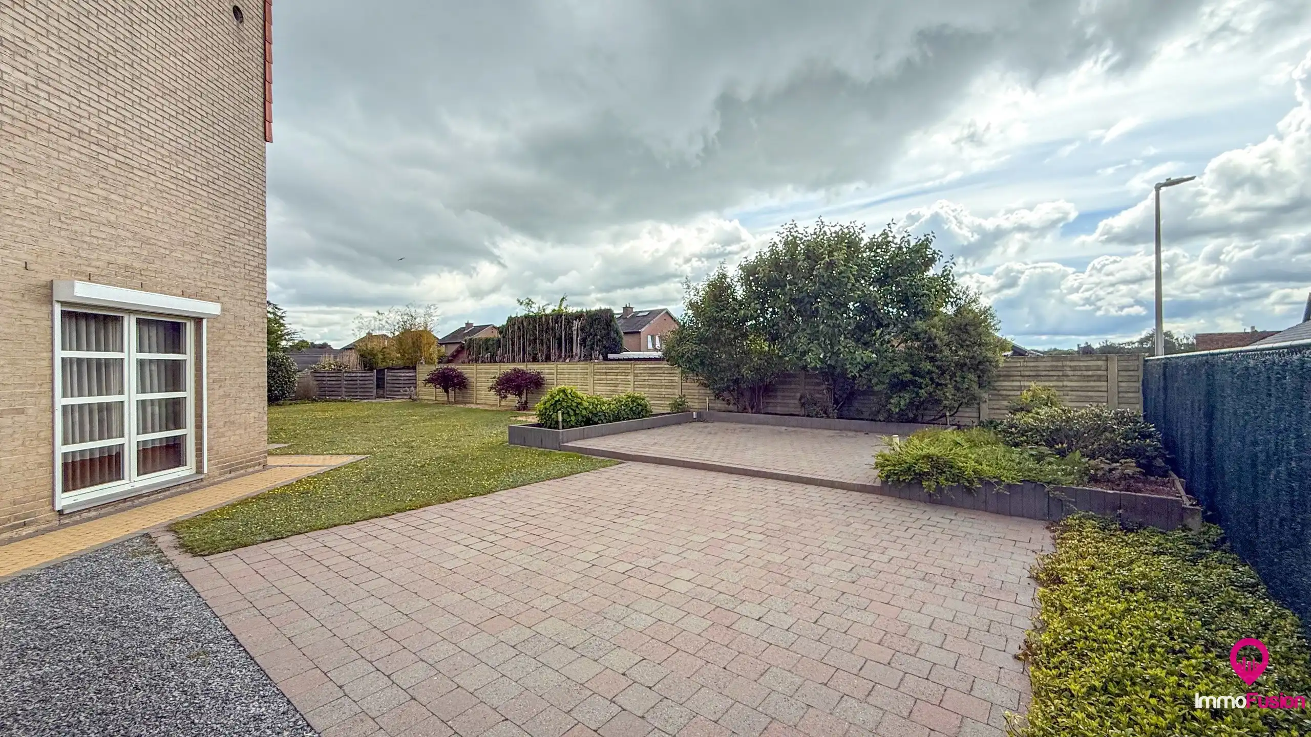Ruime gezinswoning met 3slpks op toplocatie en EPC B! foto 39
