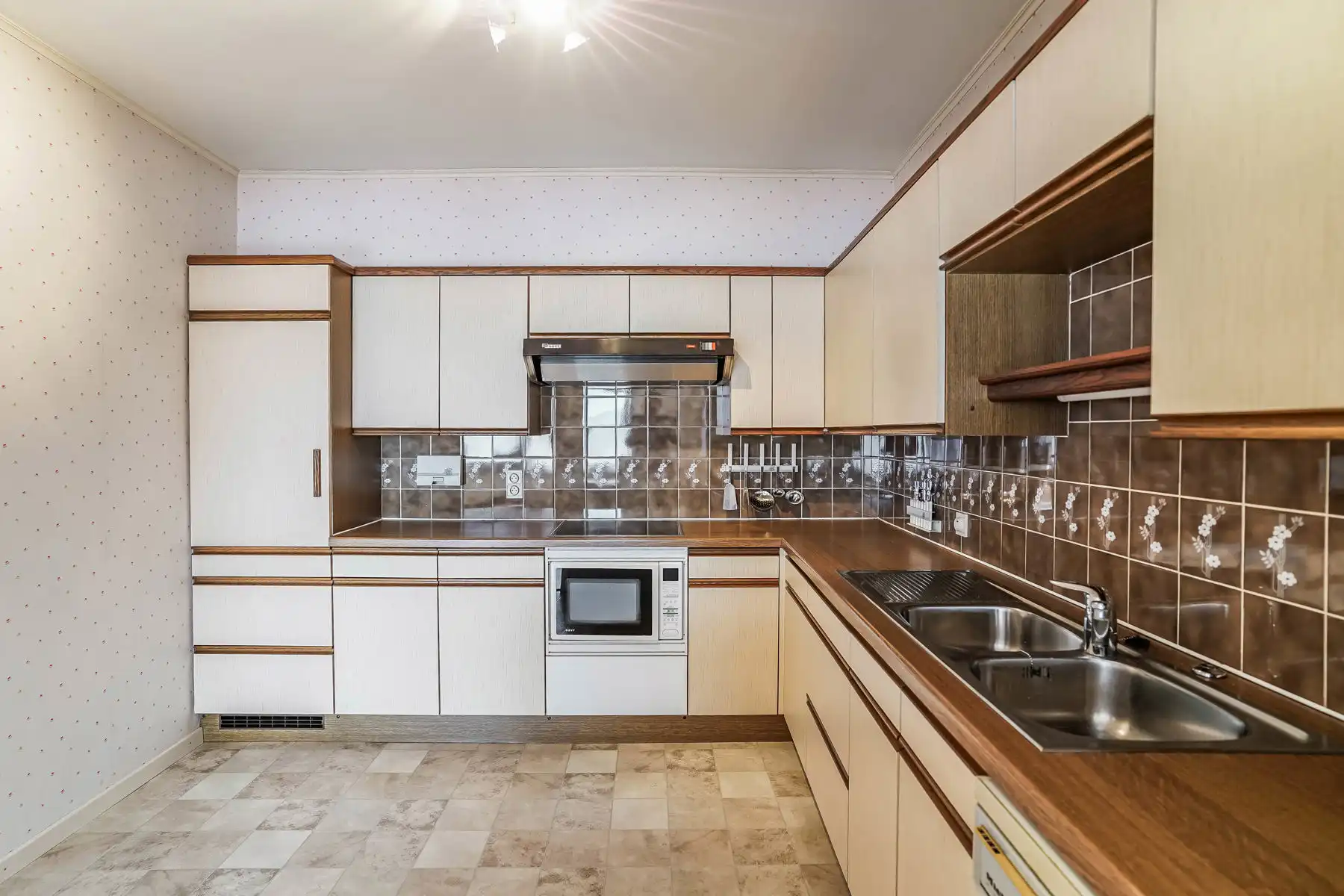 Appartement met 2 slaapkamers en overdekte autostaanplaats te Londerzeel Sint Jozef foto 7