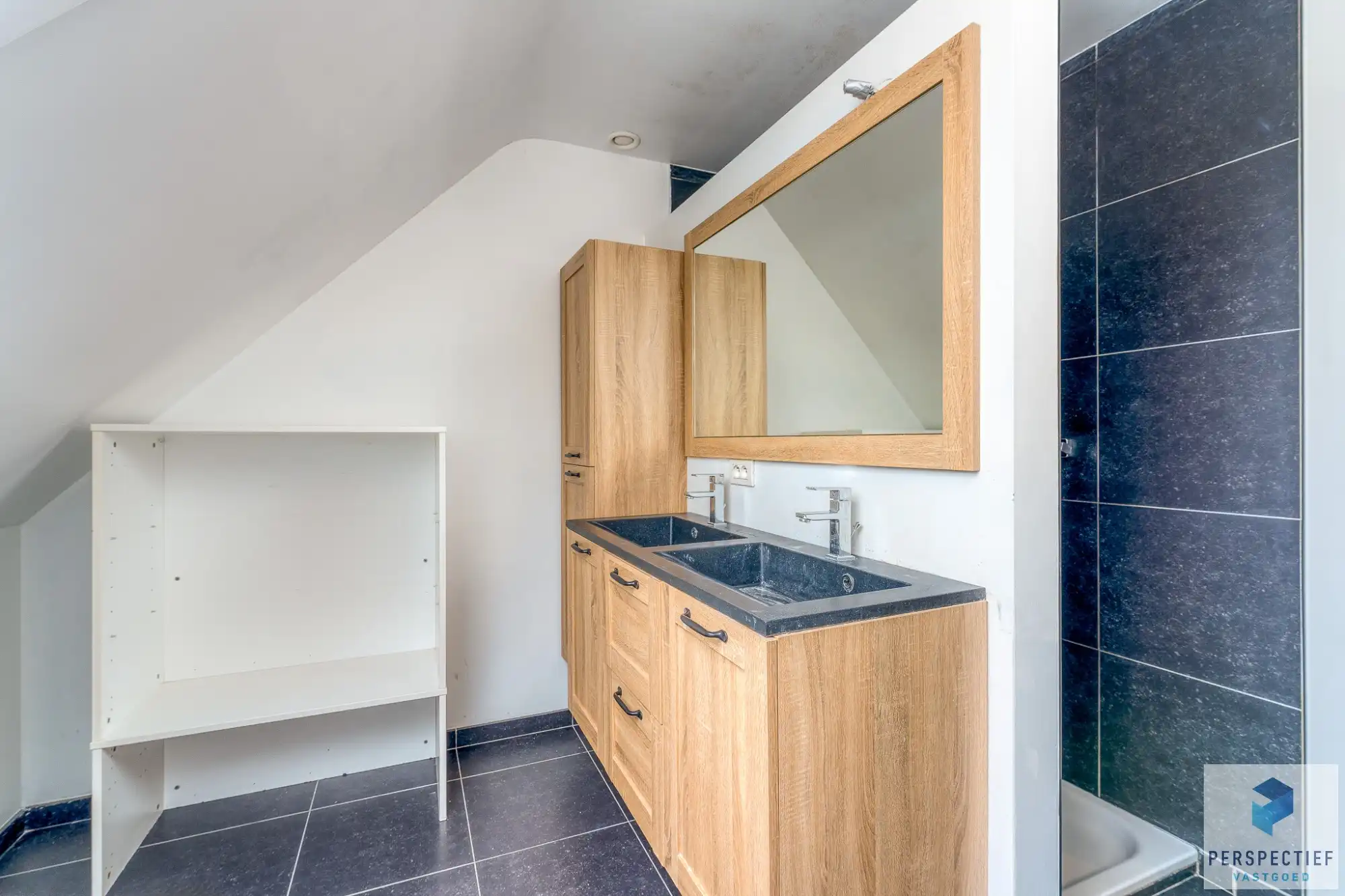 VERRASSEND RUIME en ENERGIEZUINIGE WONING met ZONGERICHTE TUIN foto 13